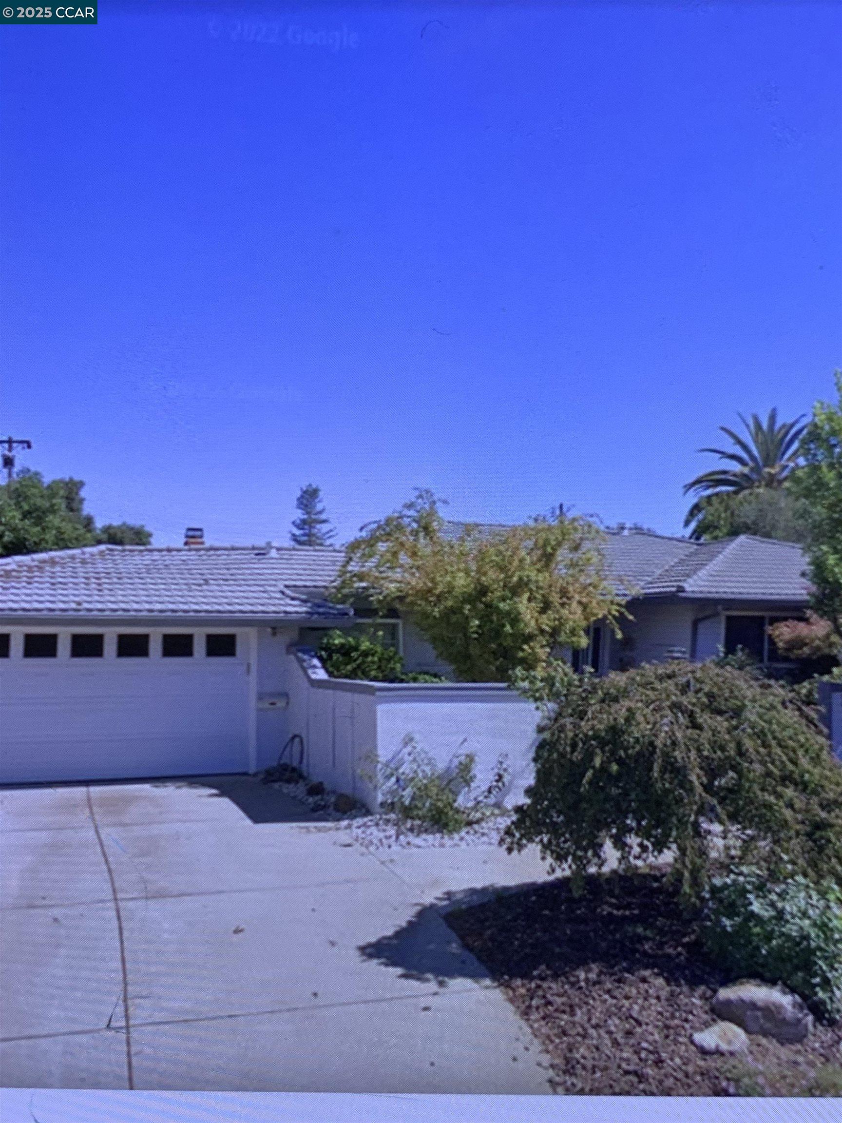 Detail Gallery Image 1 of 1 For 1766 Crescent Dr, Walnut Creek,  CA 94598 - 4 Beds | 2 Baths