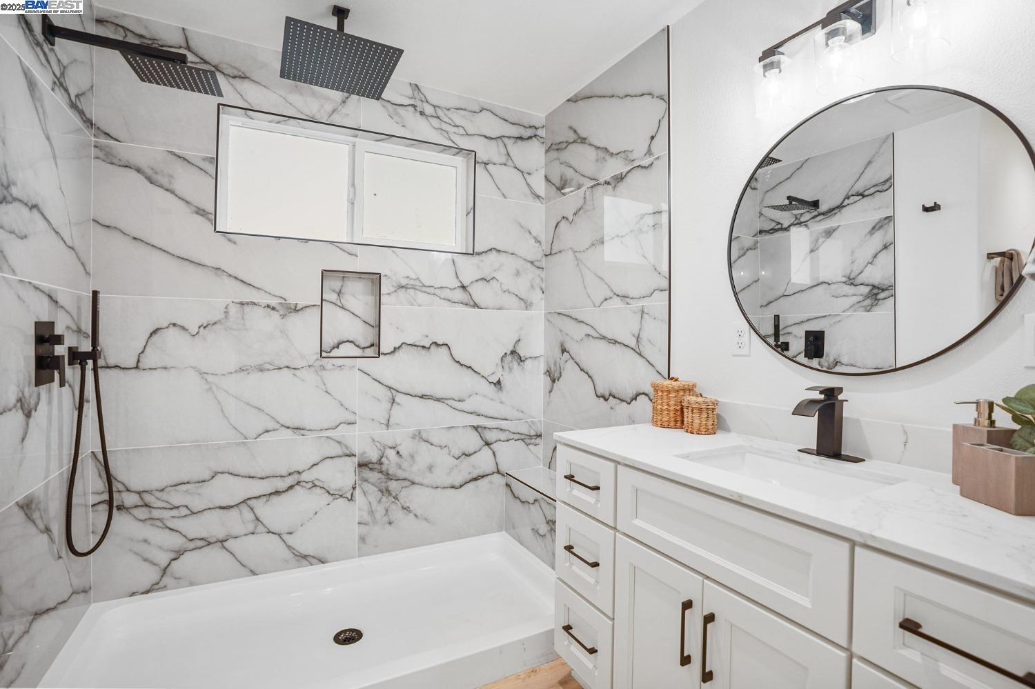 Detail Gallery Image 11 of 26 For 4950 Nadotti Rd, Stockton,  CA 95215 - 5 Beds | 3/1 Baths