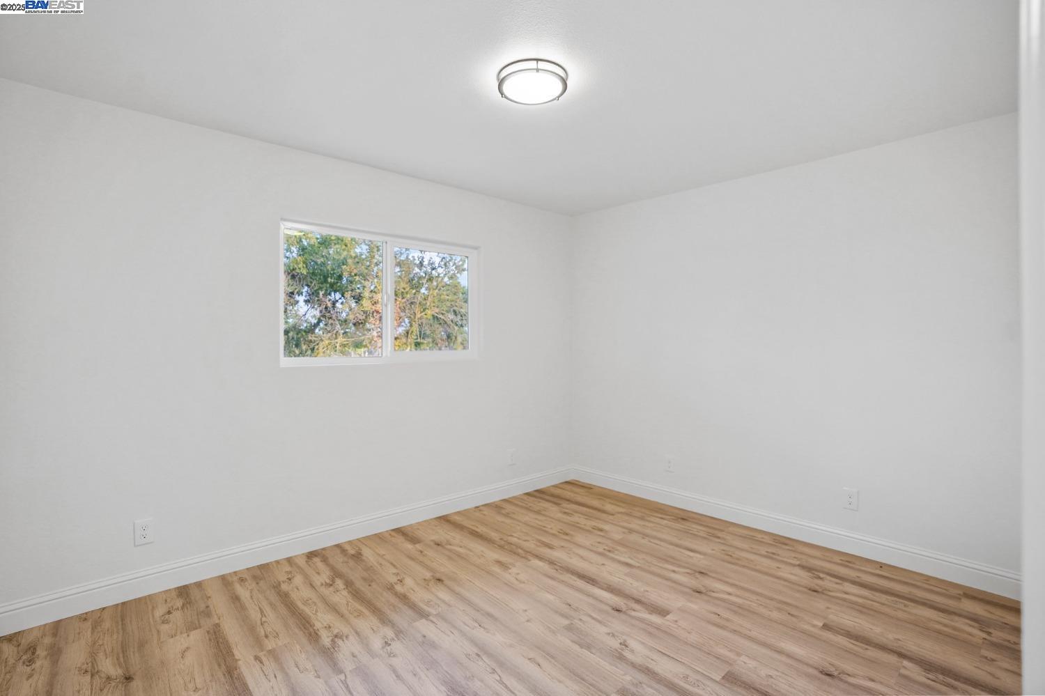 Detail Gallery Image 14 of 26 For 4950 Nadotti Rd, Stockton,  CA 95215 - 5 Beds | 3/1 Baths