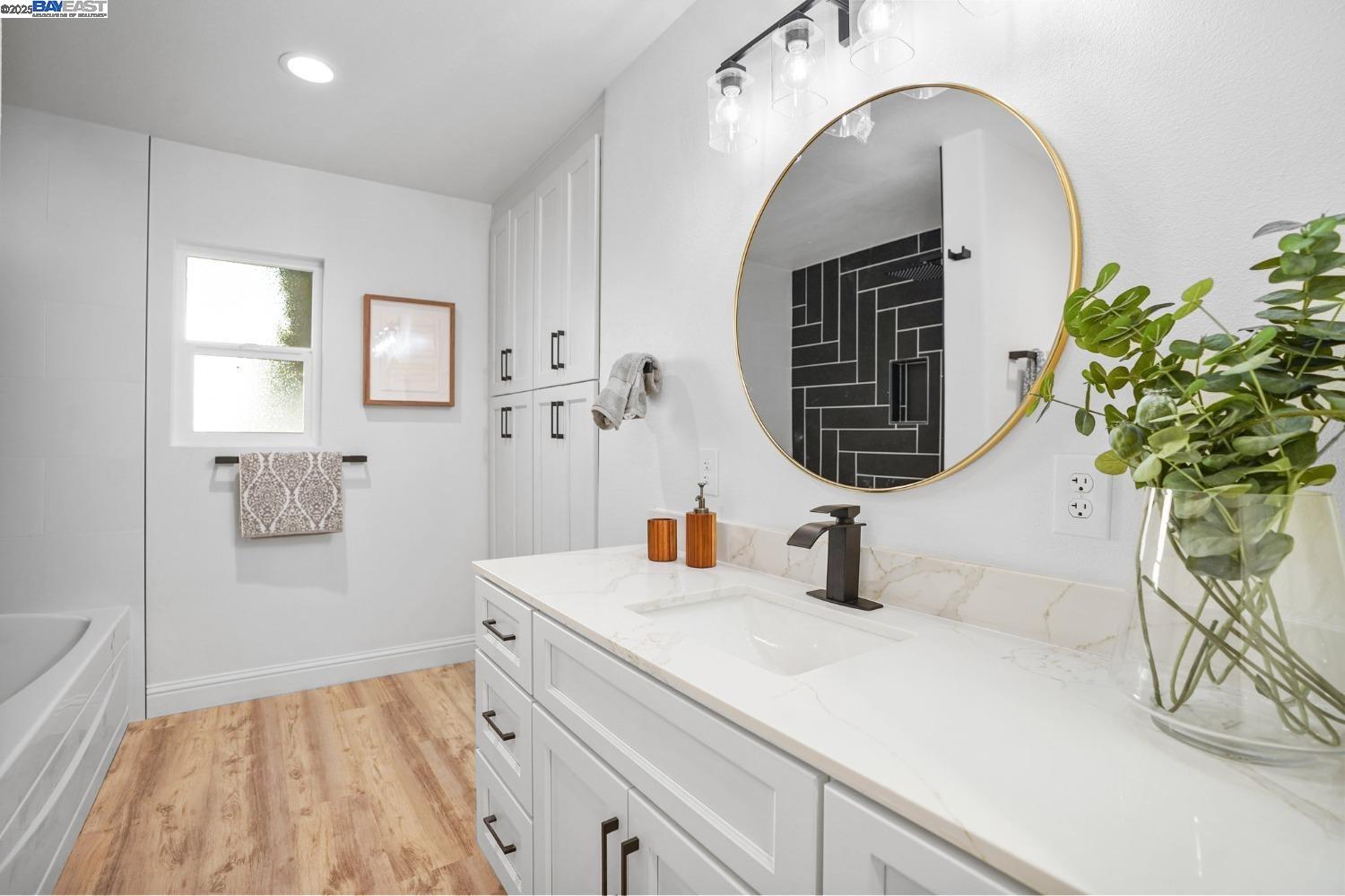 Detail Gallery Image 15 of 26 For 4950 Nadotti Rd, Stockton,  CA 95215 - 5 Beds | 3/1 Baths