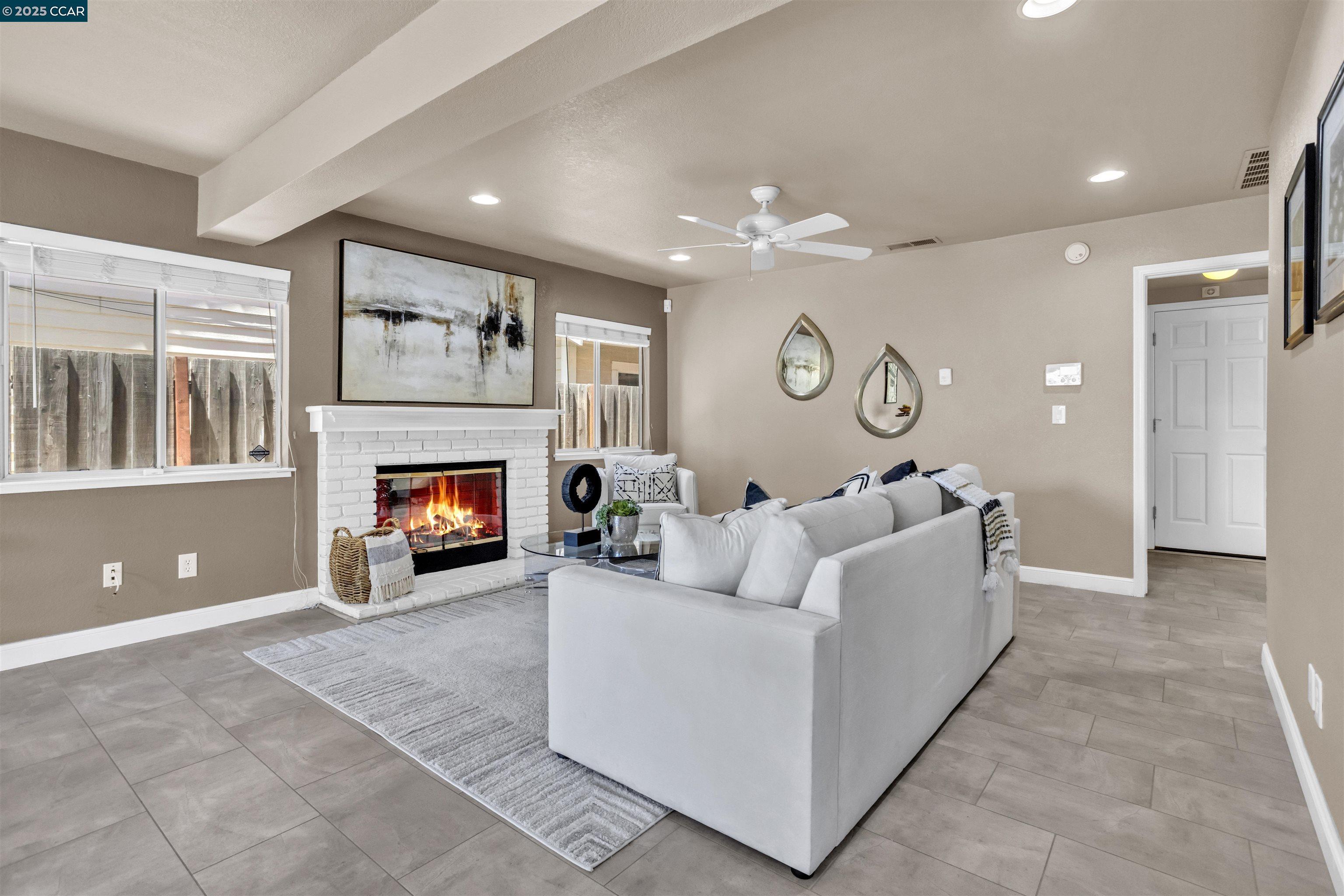 Detail Gallery Image 14 of 37 For 270 E Mount Diablo Ave, Tracy,  CA 95376 - 3 Beds | 2/1 Baths