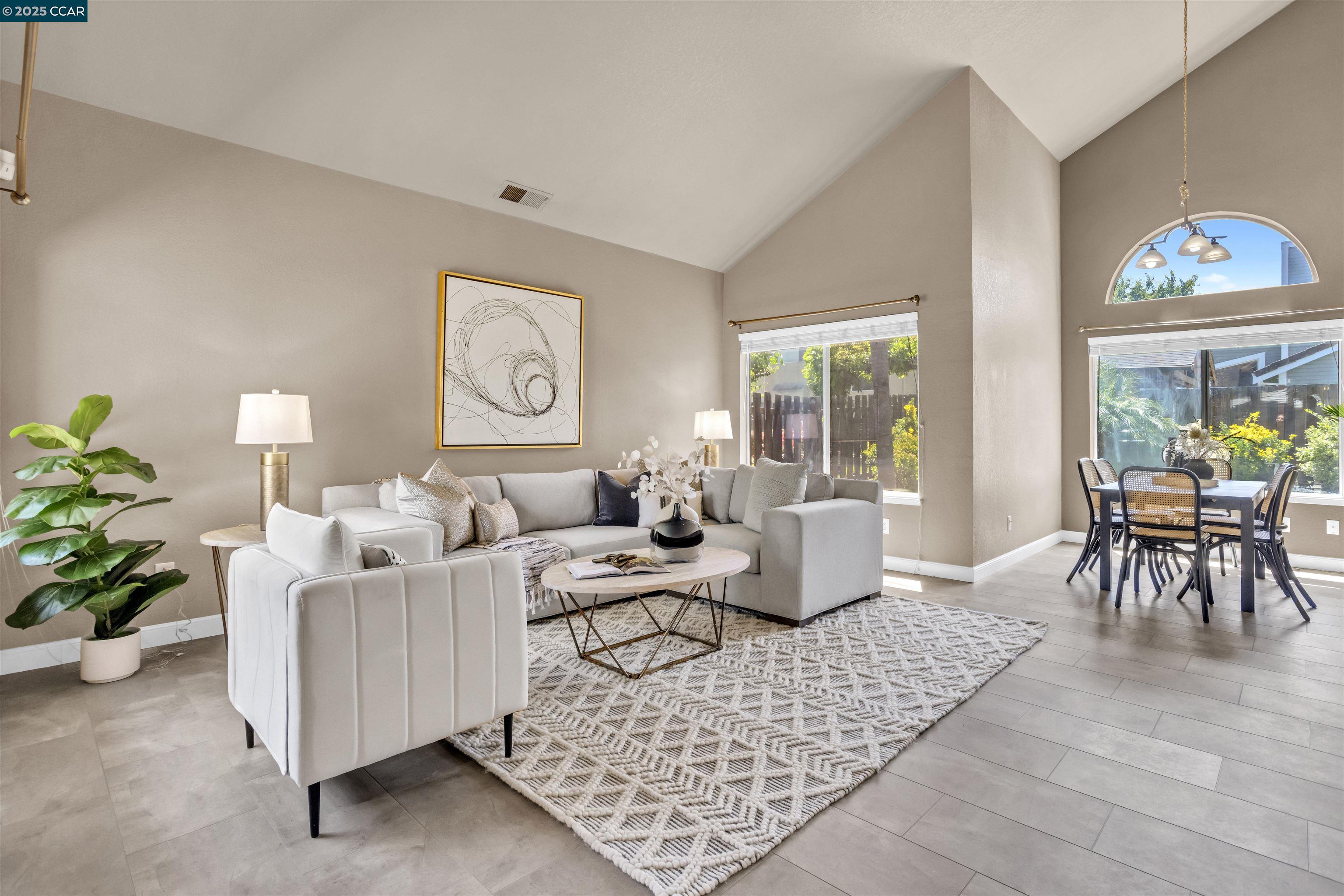 Detail Gallery Image 4 of 37 For 270 E Mount Diablo Ave, Tracy,  CA 95376 - 3 Beds | 2/1 Baths