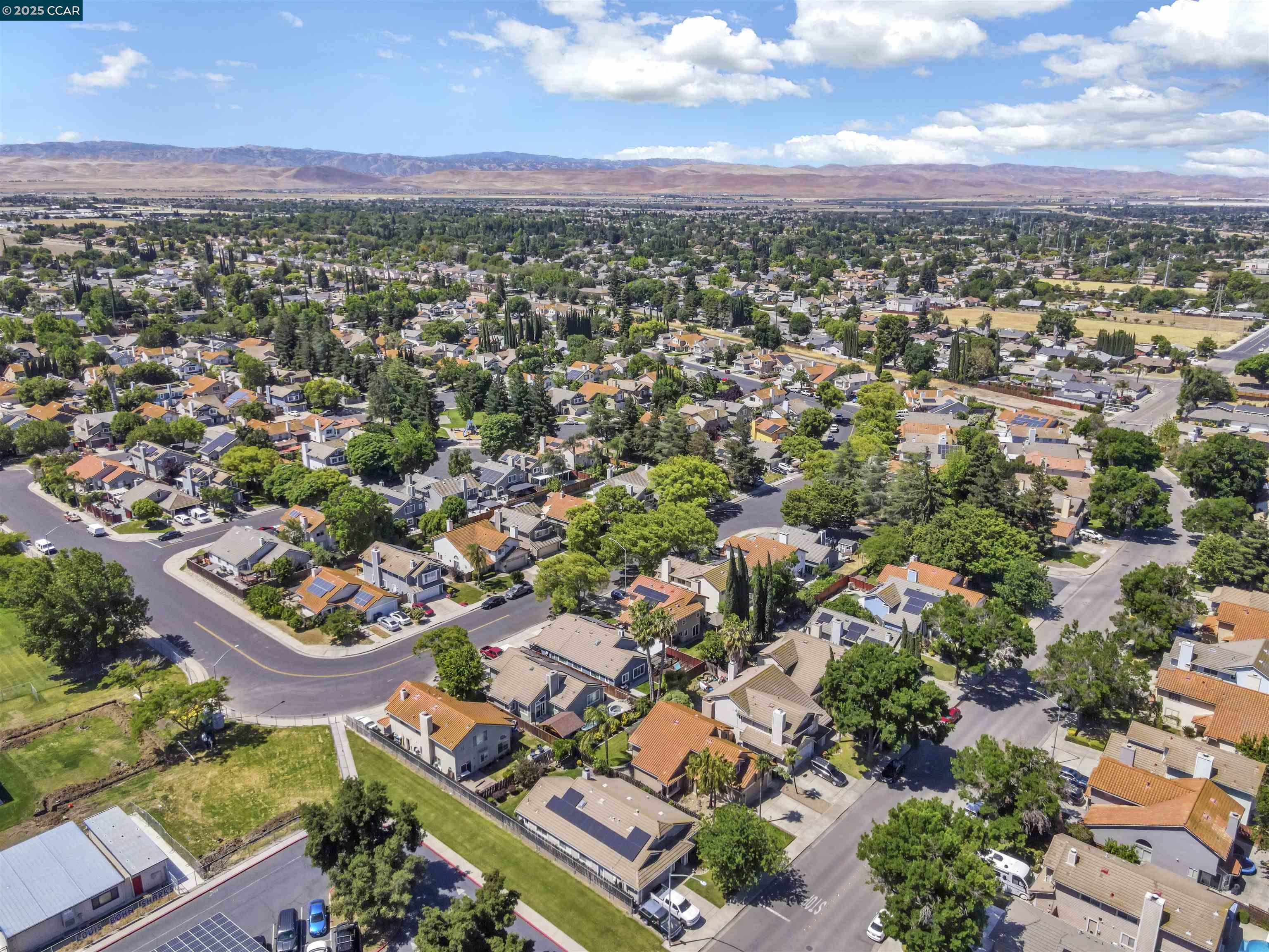 Detail Gallery Image 35 of 37 For 270 E Mount Diablo Ave, Tracy,  CA 95376 - 3 Beds | 2/1 Baths