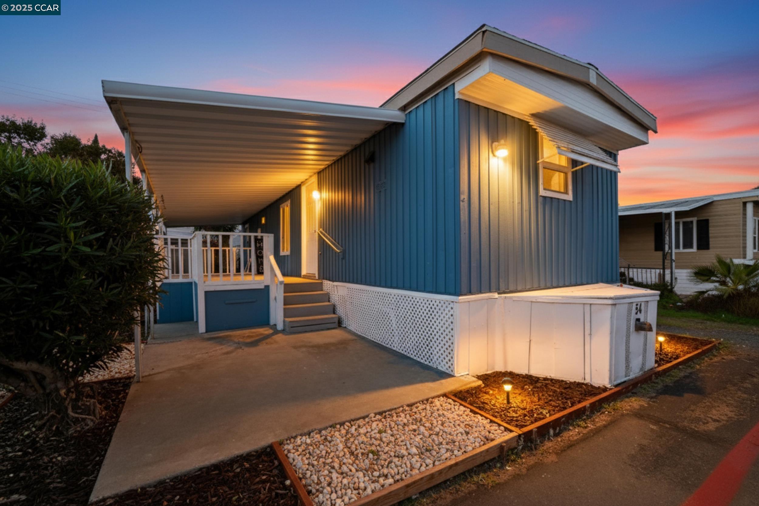 Front Image Thumbnail for CC41097742