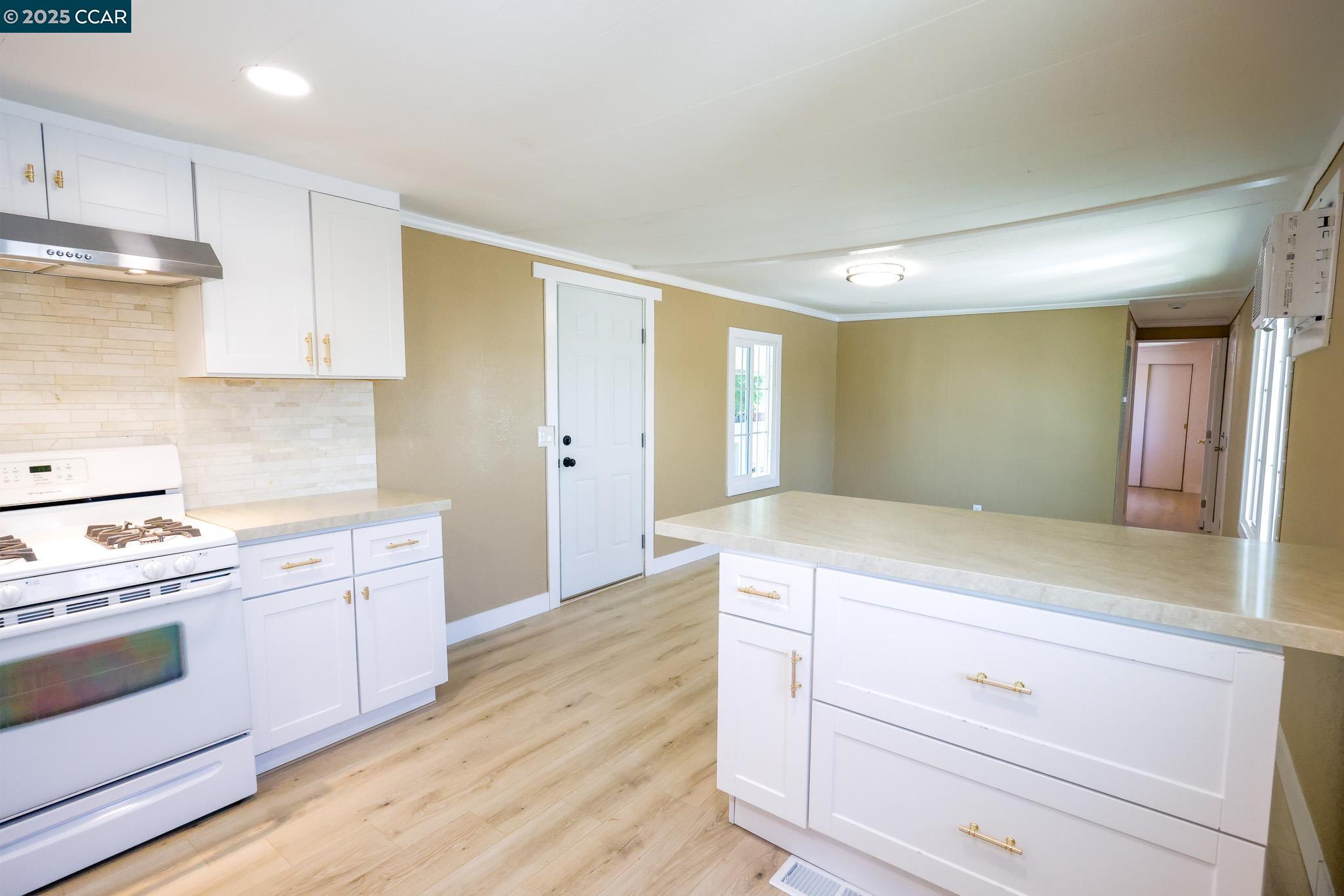 Detail Gallery Image 11 of 19 For 4400 Gateway Road Spc. 54 #54,  Bethel Island,  CA 94511 - 1 Beds | 1 Baths