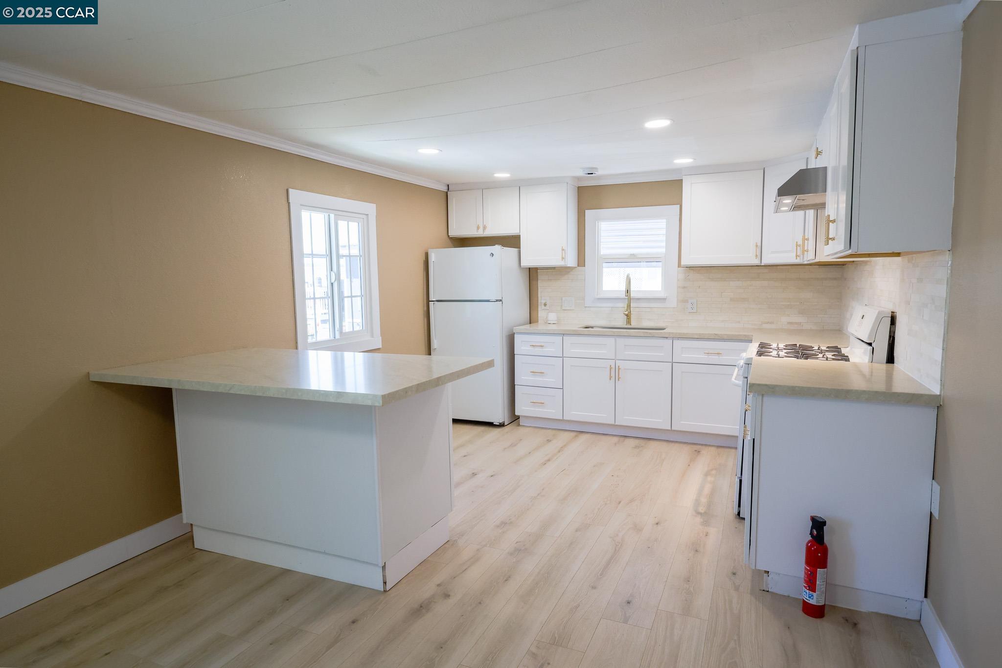 Detail Gallery Image 9 of 19 For 4400 Gateway Road Spc. 54 #54,  Bethel Island,  CA 94511 - 1 Beds | 1 Baths