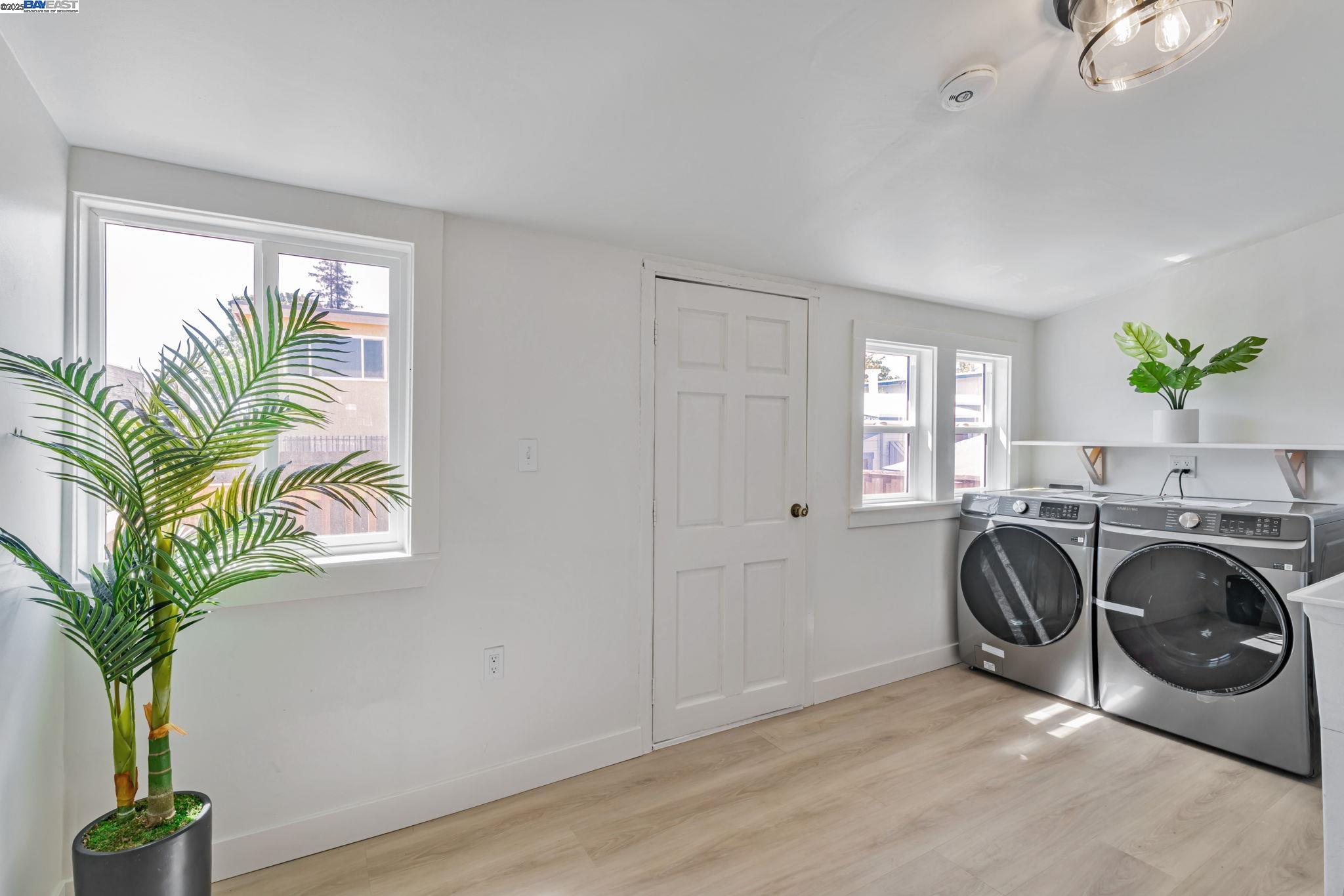 Detail Gallery Image 25 of 38 For 2720 Short St, Oakland,  CA 94619 - 2 Beds | 1 Baths
