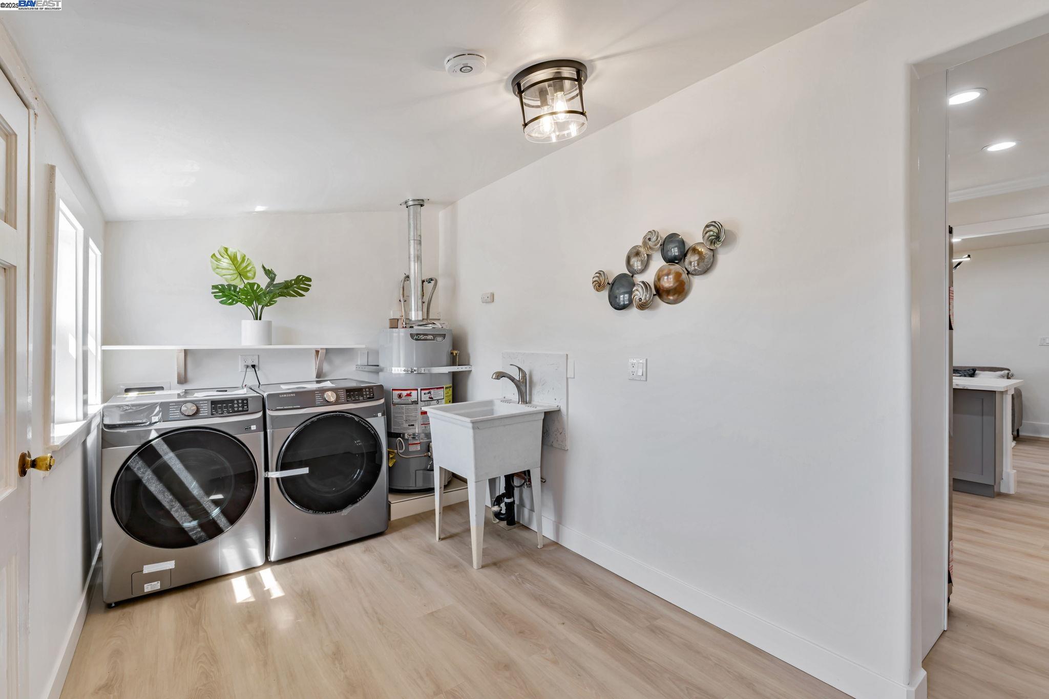 Detail Gallery Image 26 of 38 For 2720 Short St, Oakland,  CA 94619 - 2 Beds | 1 Baths