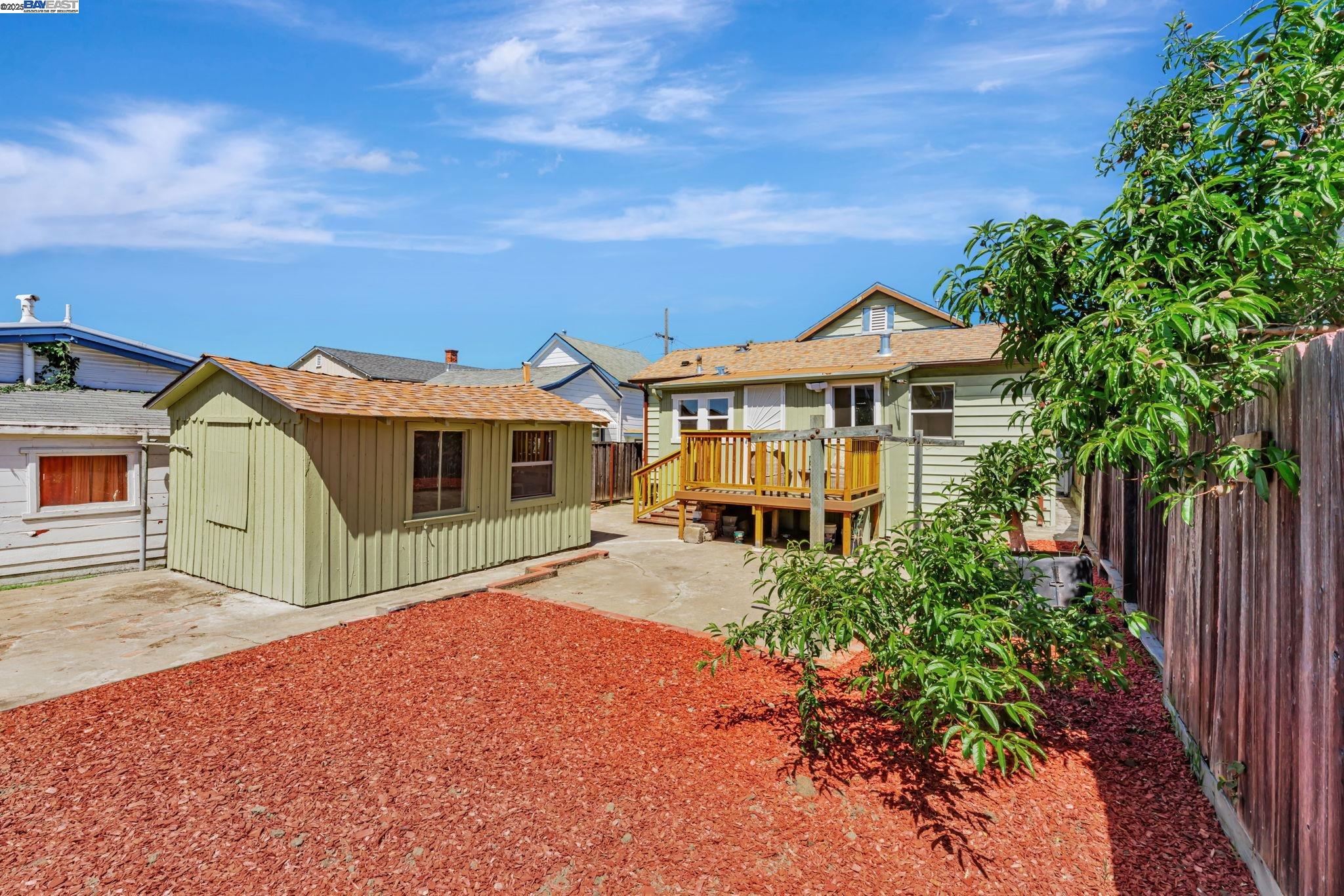 Detail Gallery Image 37 of 38 For 2720 Short St, Oakland,  CA 94619 - 2 Beds | 1 Baths