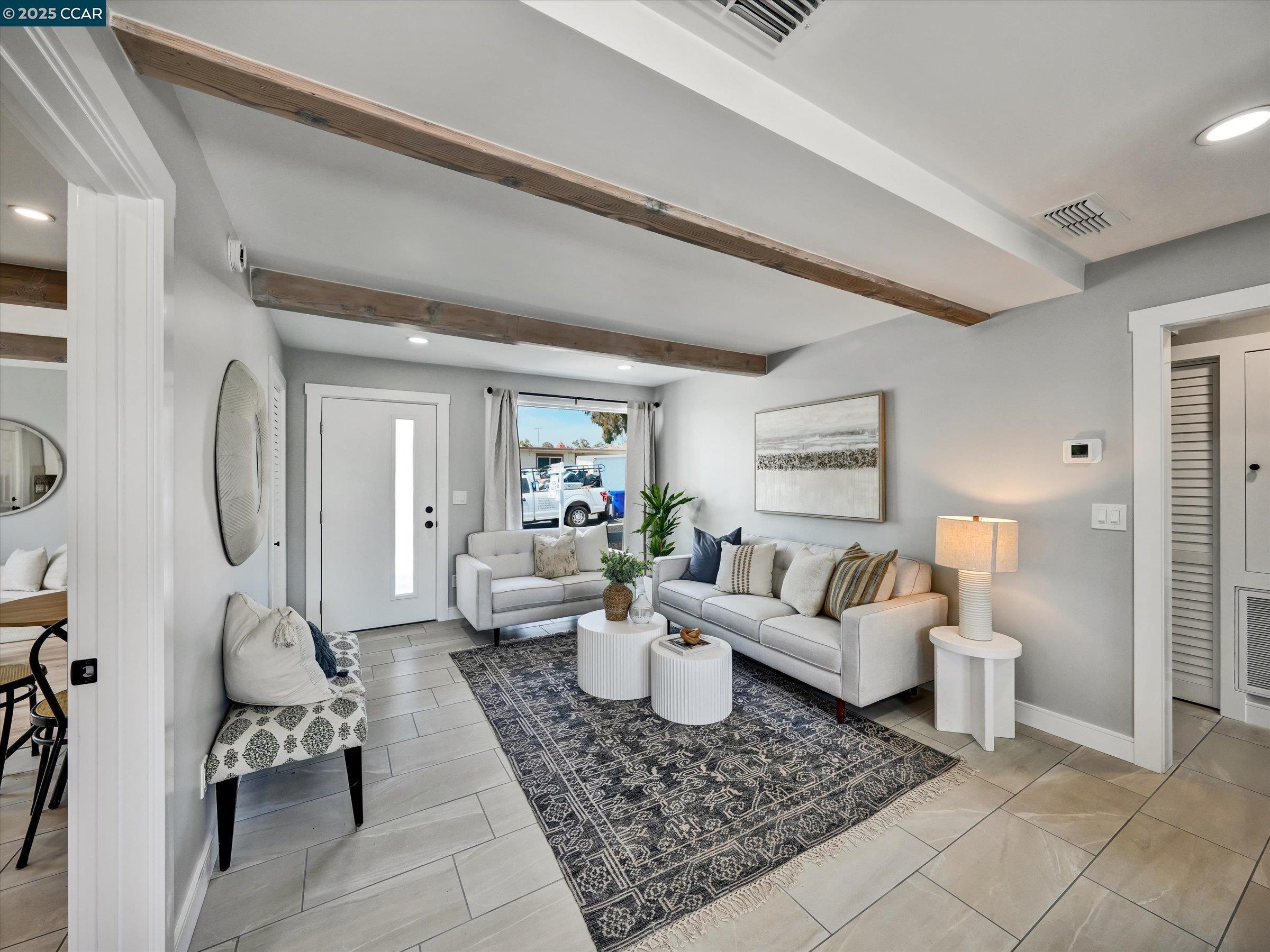 Detail Gallery Image 11 of 60 For 712 Banks Dr, Richmond,  CA 94806 - 4 Beds | 2 Baths