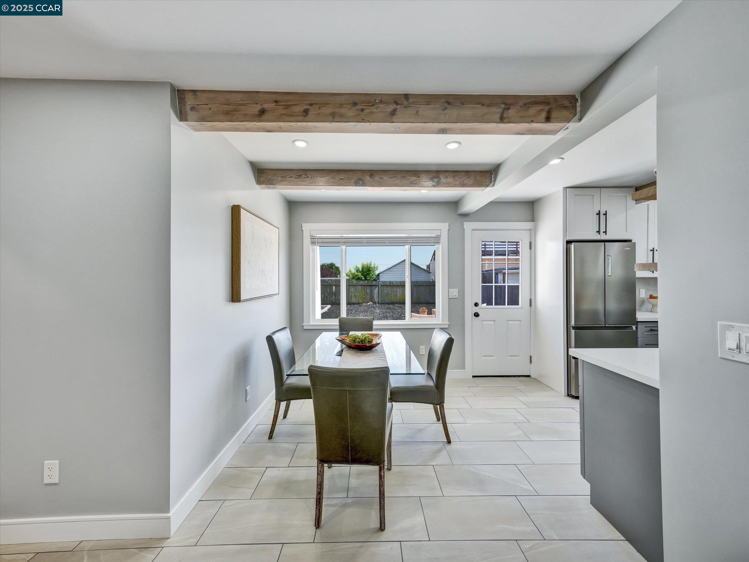Detail Gallery Image 13 of 60 For 712 Banks Dr, Richmond,  CA 94806 - 4 Beds | 2 Baths