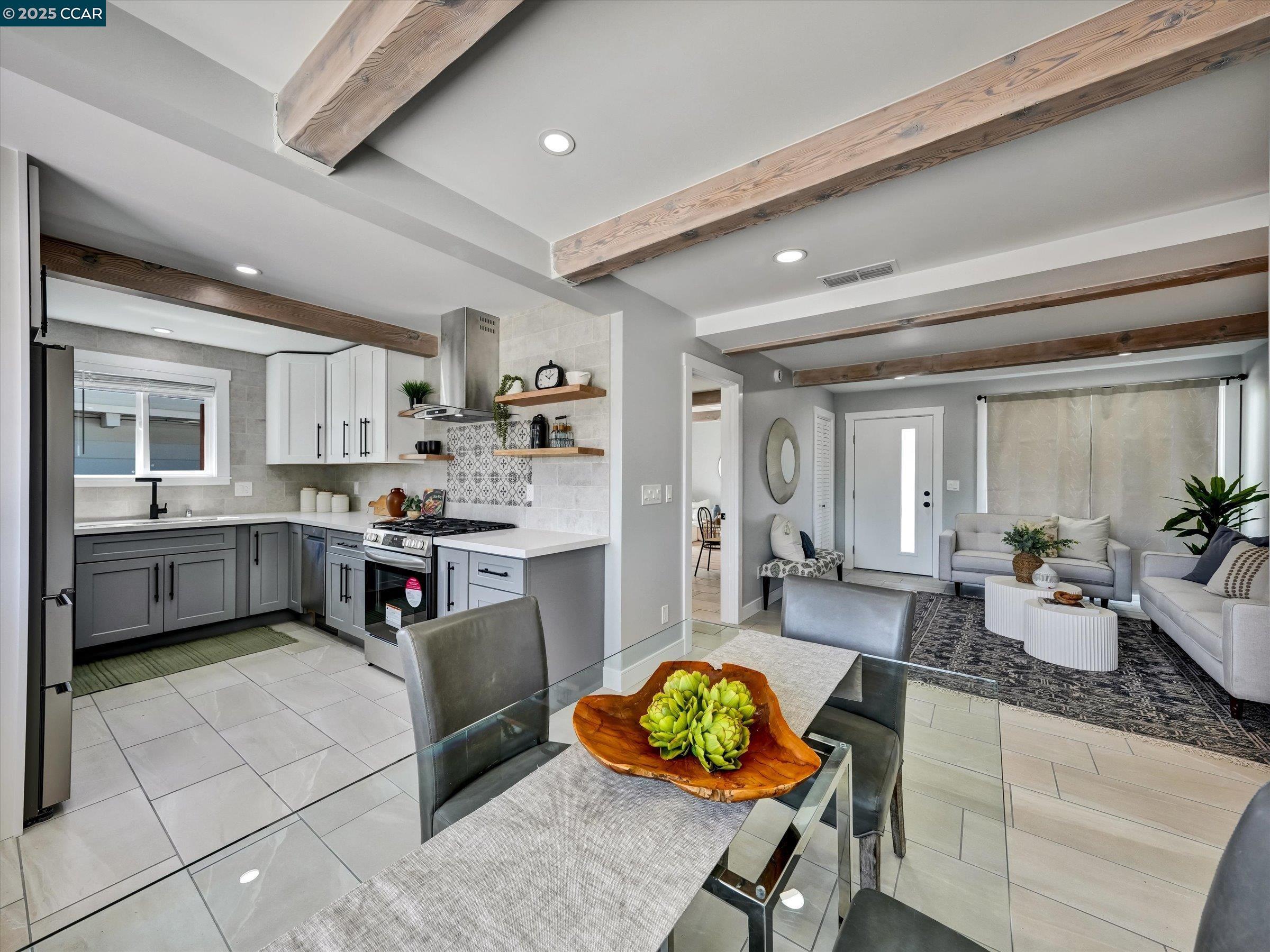 Detail Gallery Image 18 of 60 For 712 Banks Dr, Richmond,  CA 94806 - 4 Beds | 2 Baths