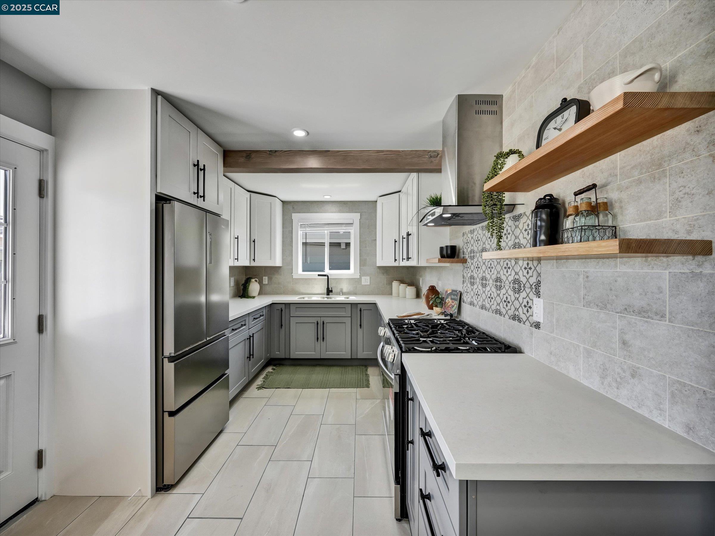 Detail Gallery Image 21 of 60 For 712 Banks Dr, Richmond,  CA 94806 - 4 Beds | 2 Baths
