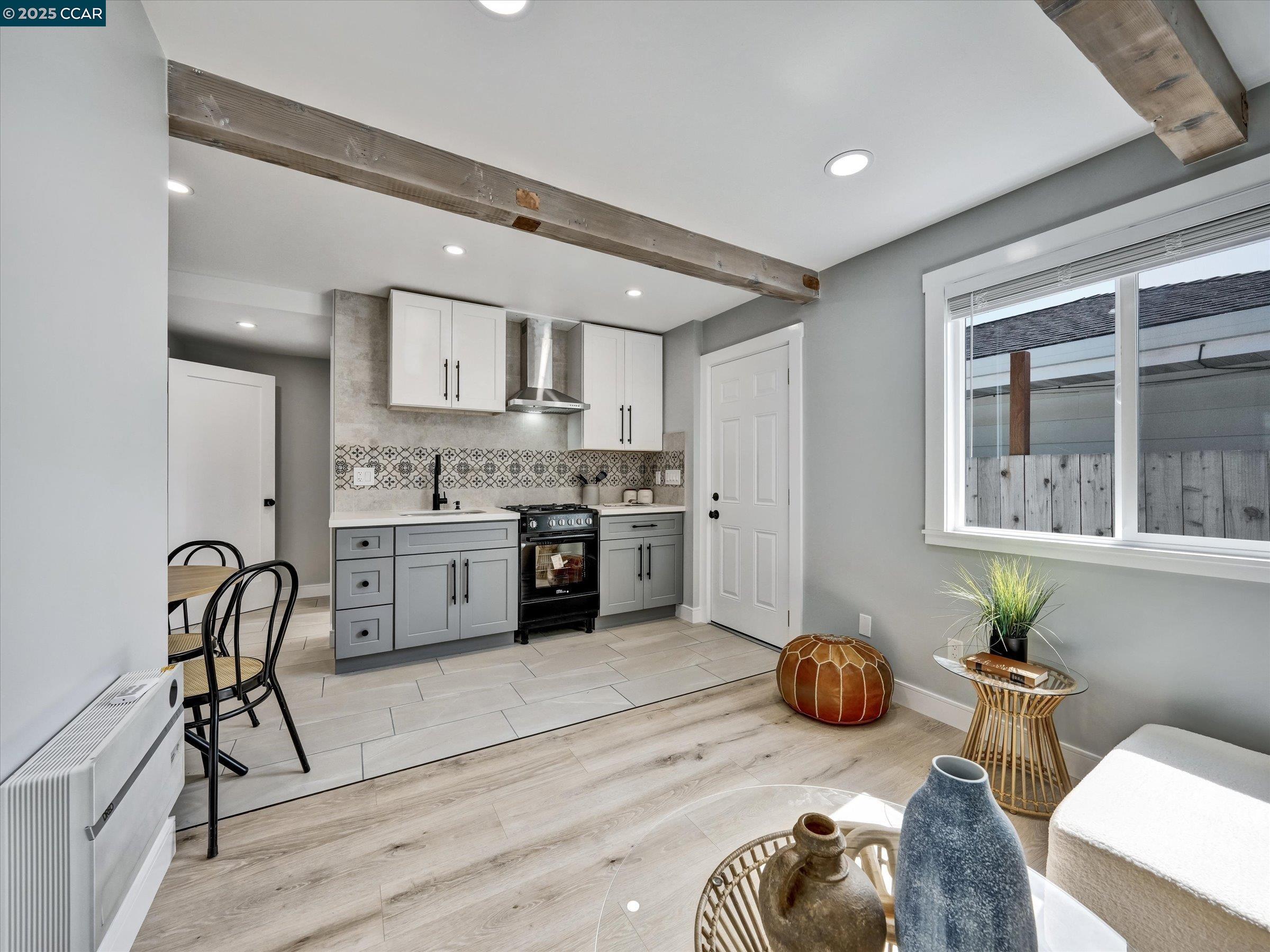 Detail Gallery Image 33 of 60 For 712 Banks Dr, Richmond,  CA 94806 - 4 Beds | 2 Baths