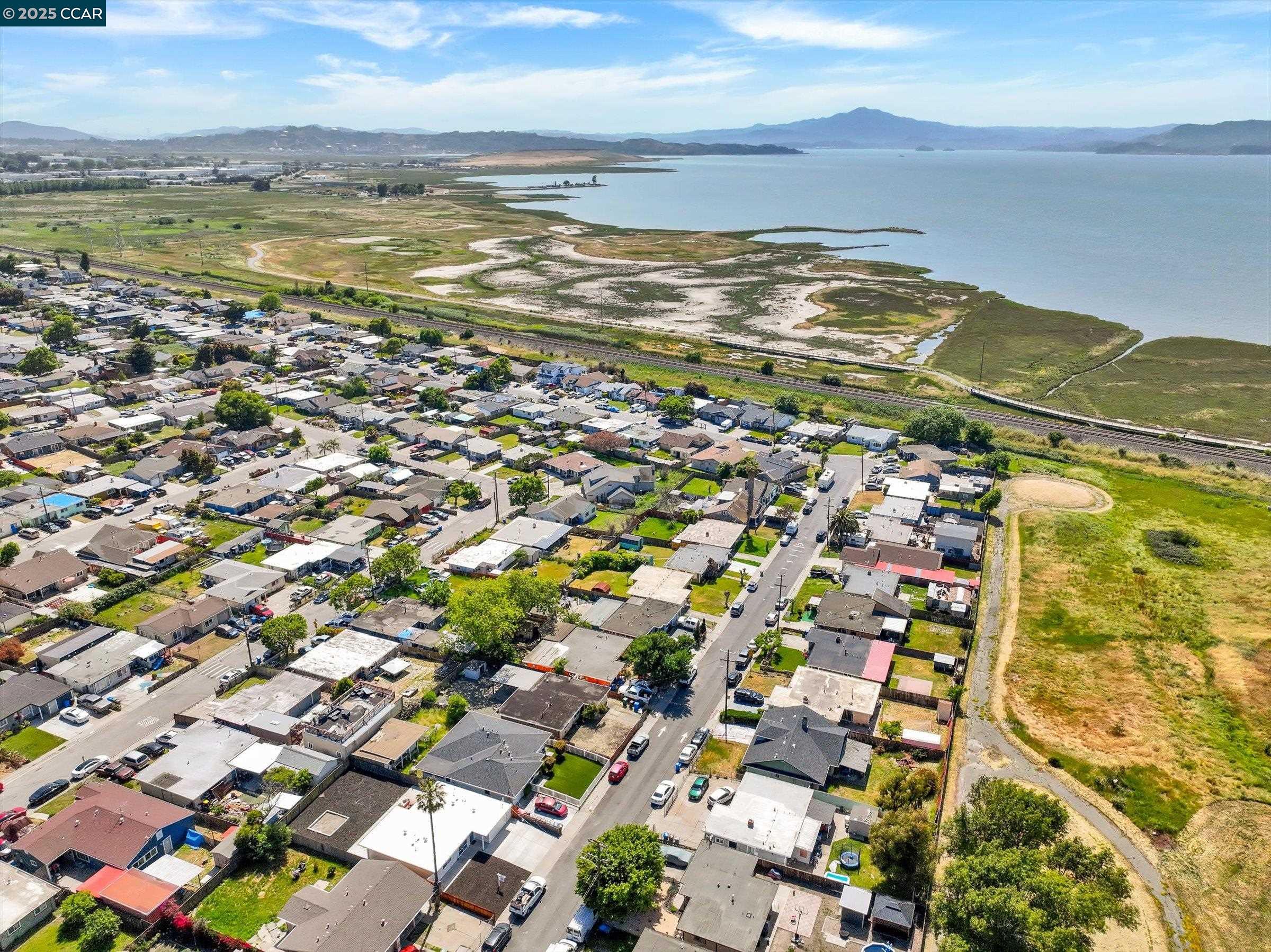 Detail Gallery Image 53 of 60 For 712 Banks Dr, Richmond,  CA 94806 - 4 Beds | 2 Baths