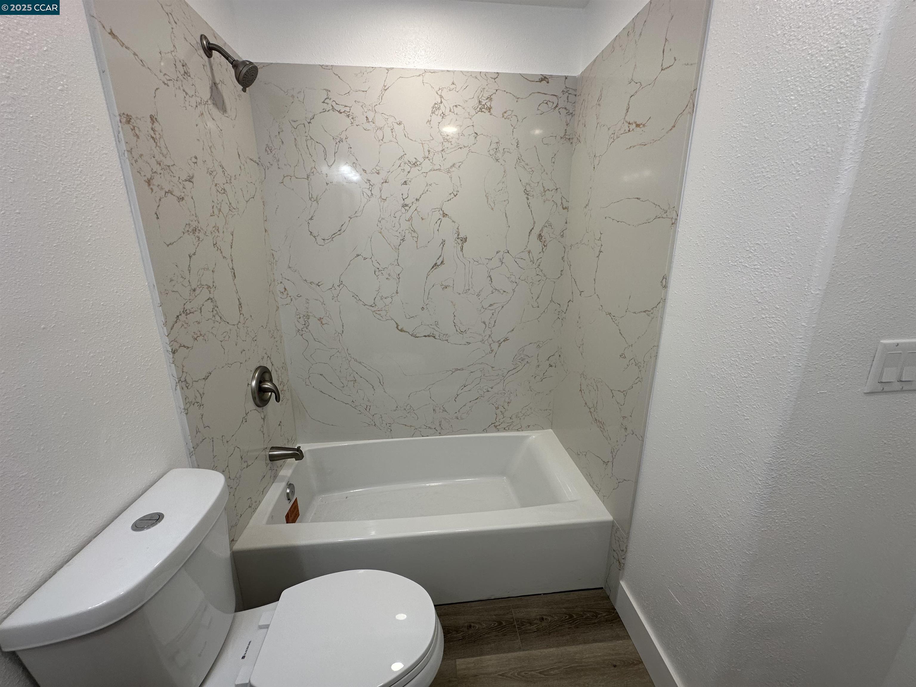 Detail Gallery Image 20 of 39 For 22676 Beech St, Hayward,  CA 94541 - 2 Beds | 2 Baths