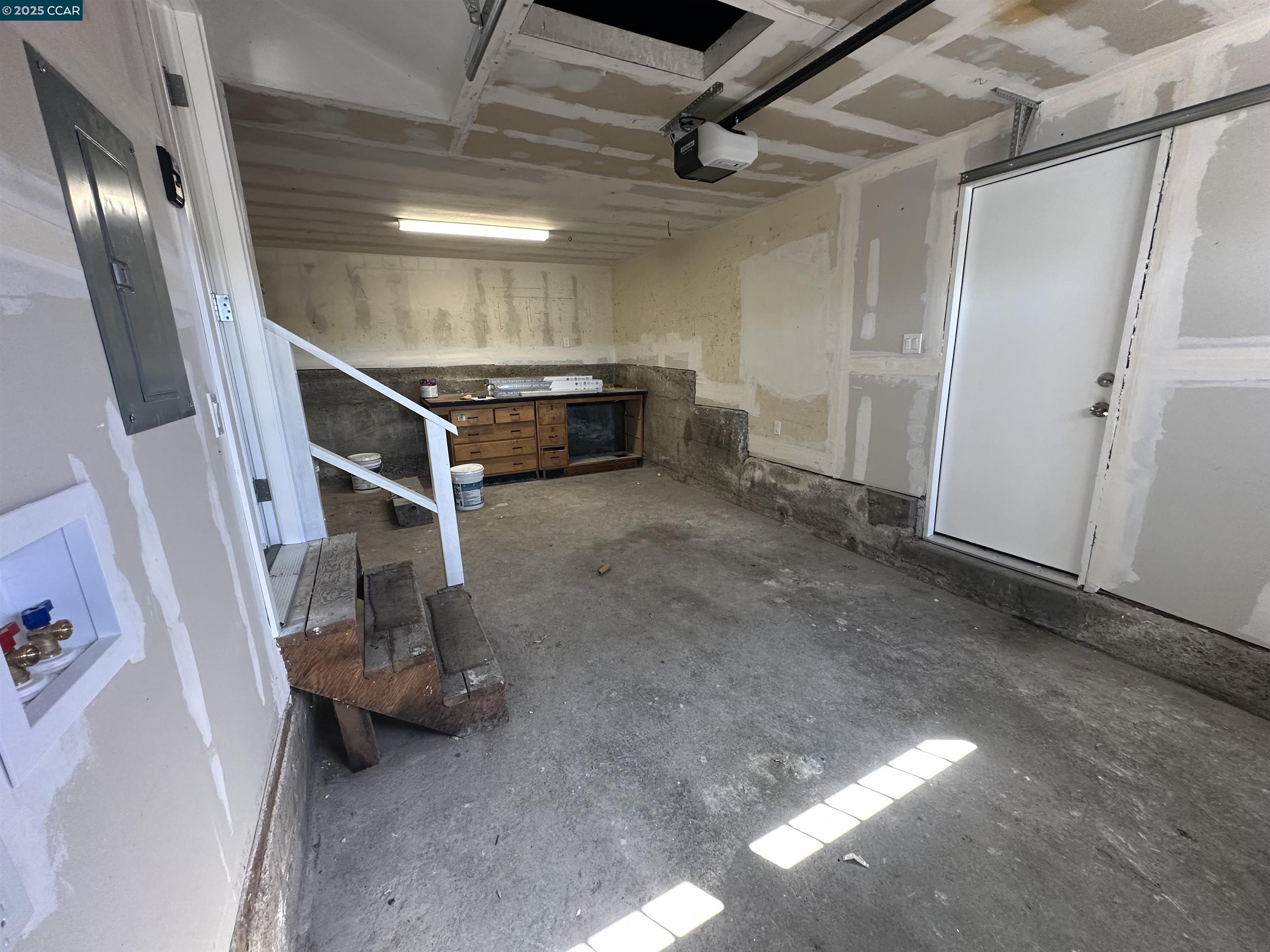 Detail Gallery Image 22 of 39 For 22676 Beech St, Hayward,  CA 94541 - 2 Beds | 2 Baths