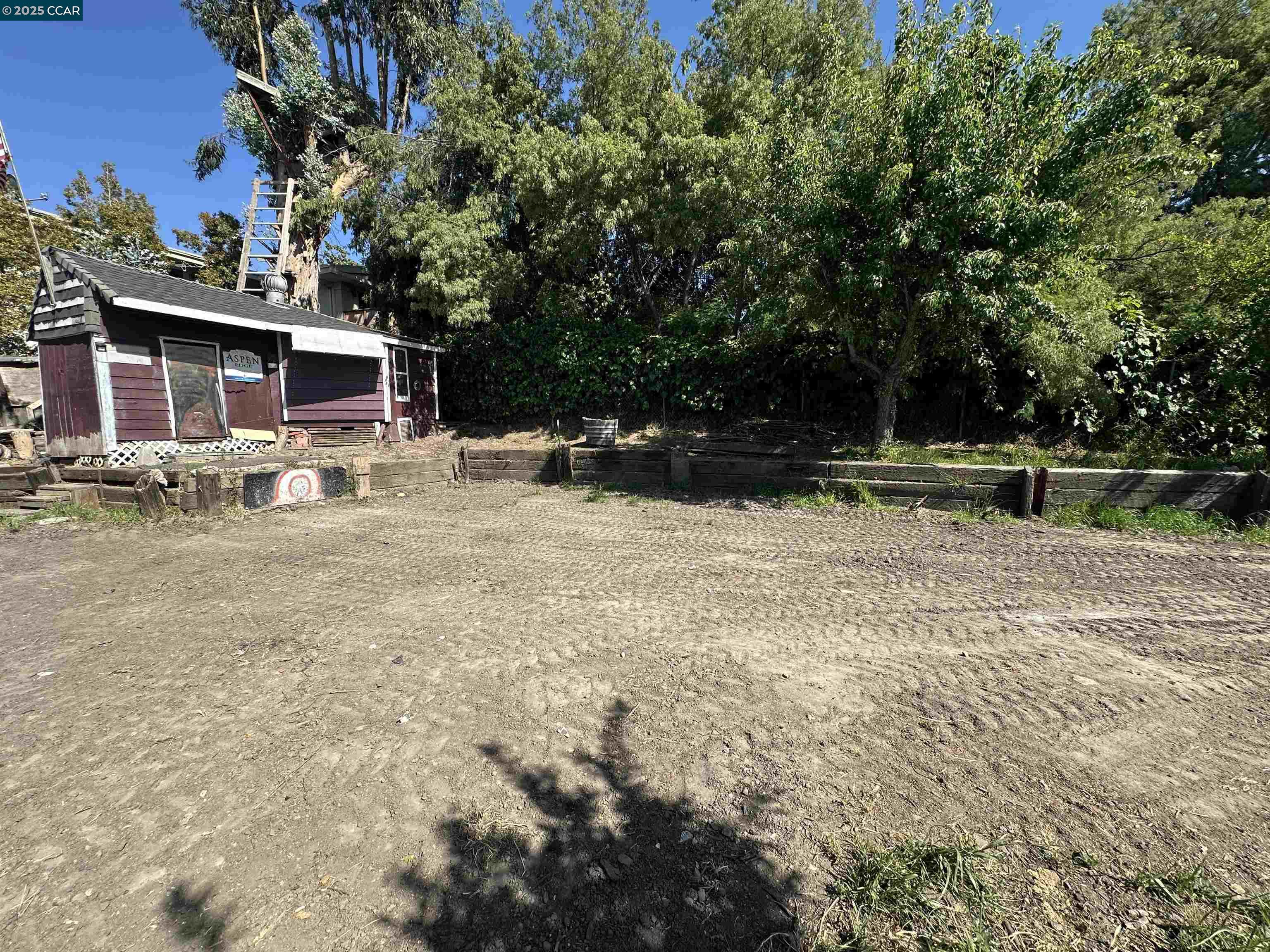 Detail Gallery Image 28 of 39 For 22676 Beech St, Hayward,  CA 94541 - 2 Beds | 2 Baths