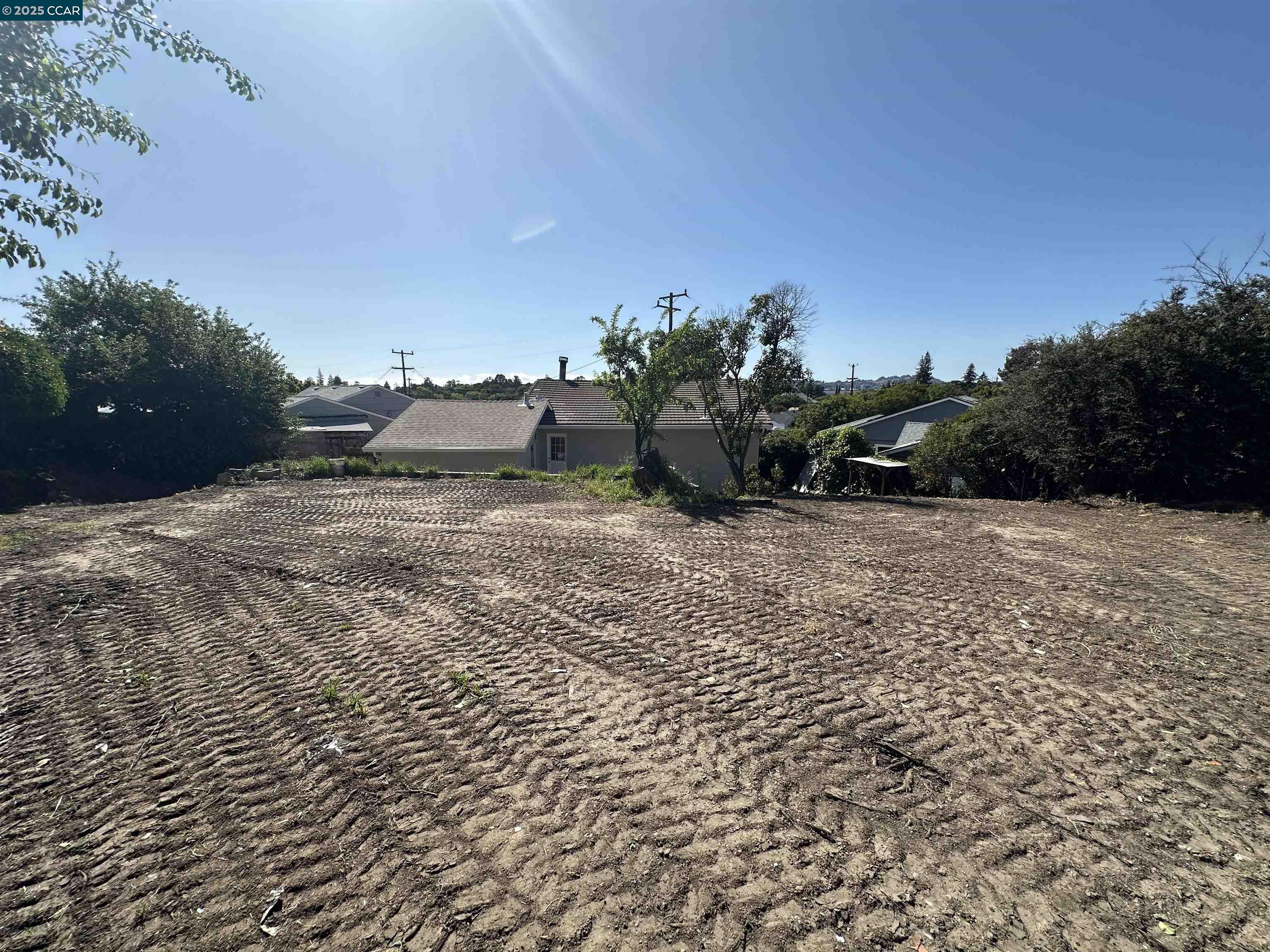 Detail Gallery Image 30 of 39 For 22676 Beech St, Hayward,  CA 94541 - 2 Beds | 2 Baths