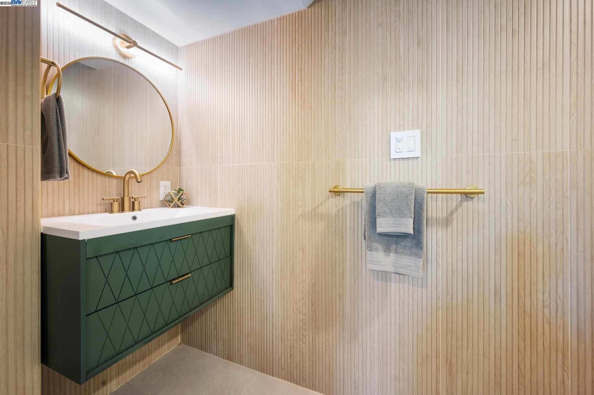 Detail Gallery Image 14 of 43 For 282 Bright St, San Francisco,  CA 94132 - 4 Beds | 2 Baths