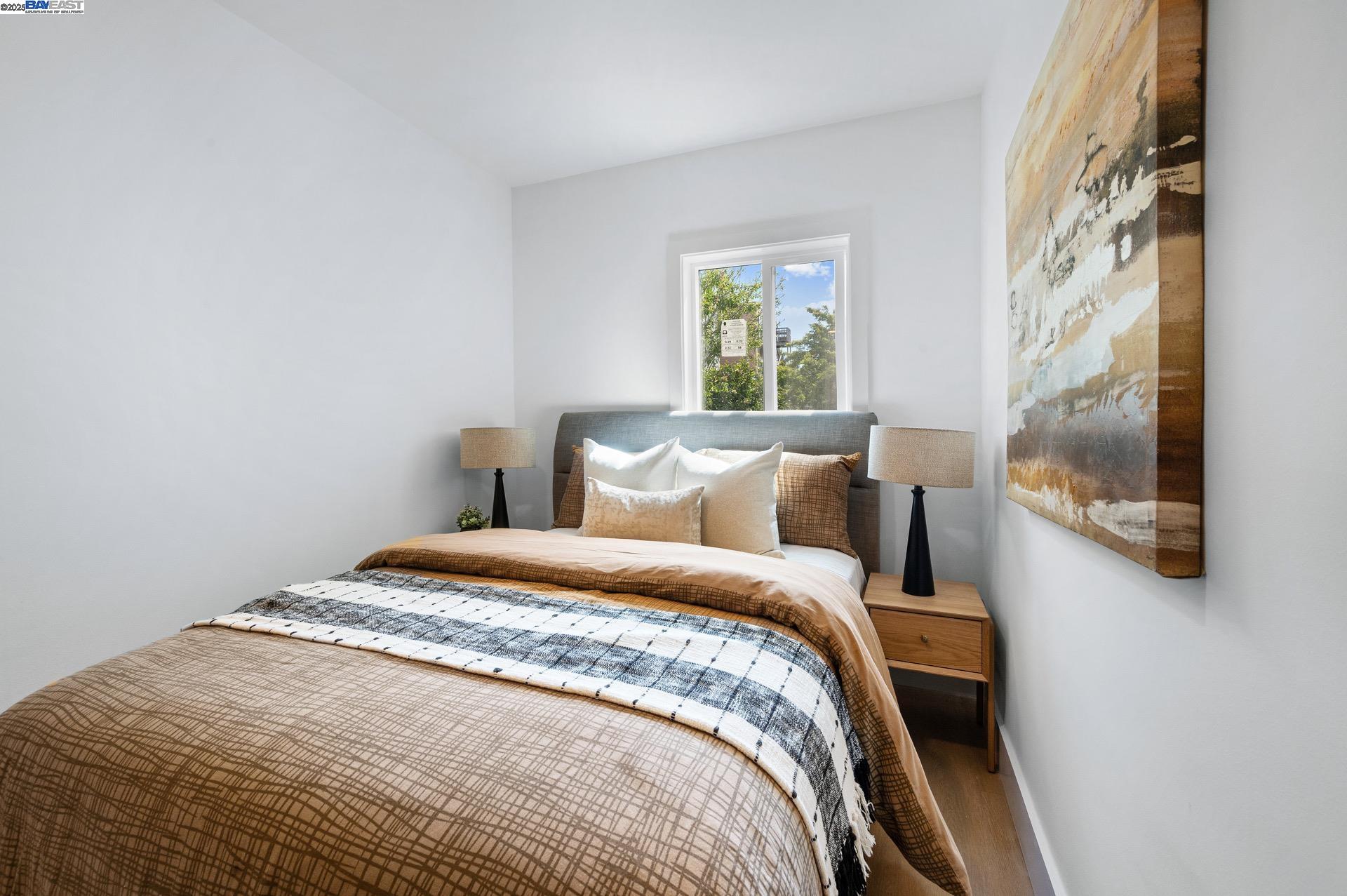 Detail Gallery Image 17 of 43 For 282 Bright St, San Francisco,  CA 94132 - 4 Beds | 2 Baths