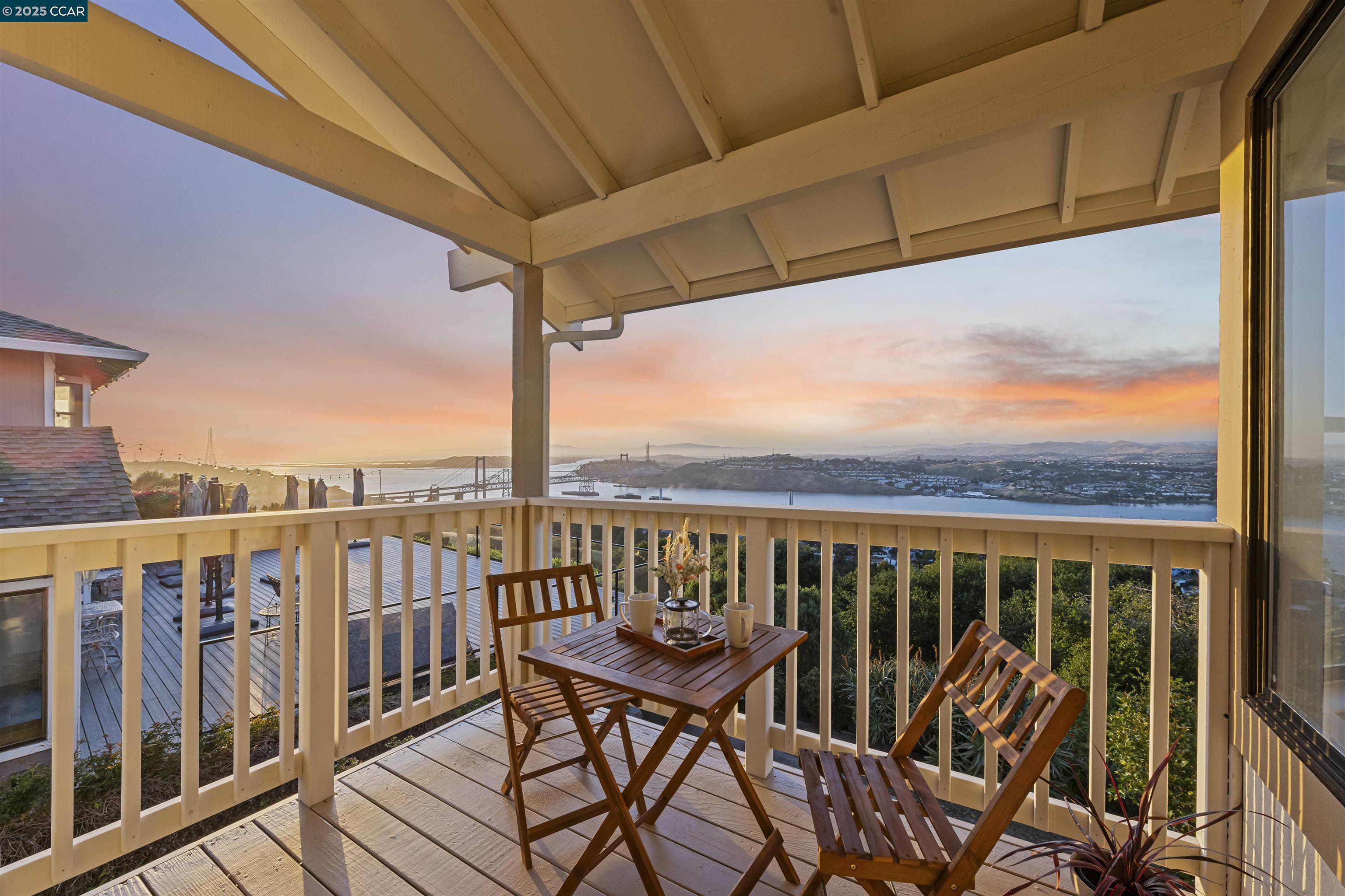 Detail Gallery Image 28 of 60 For 315 Duperu Dr, Crockett,  CA 94525 - 4 Beds | 3 Baths