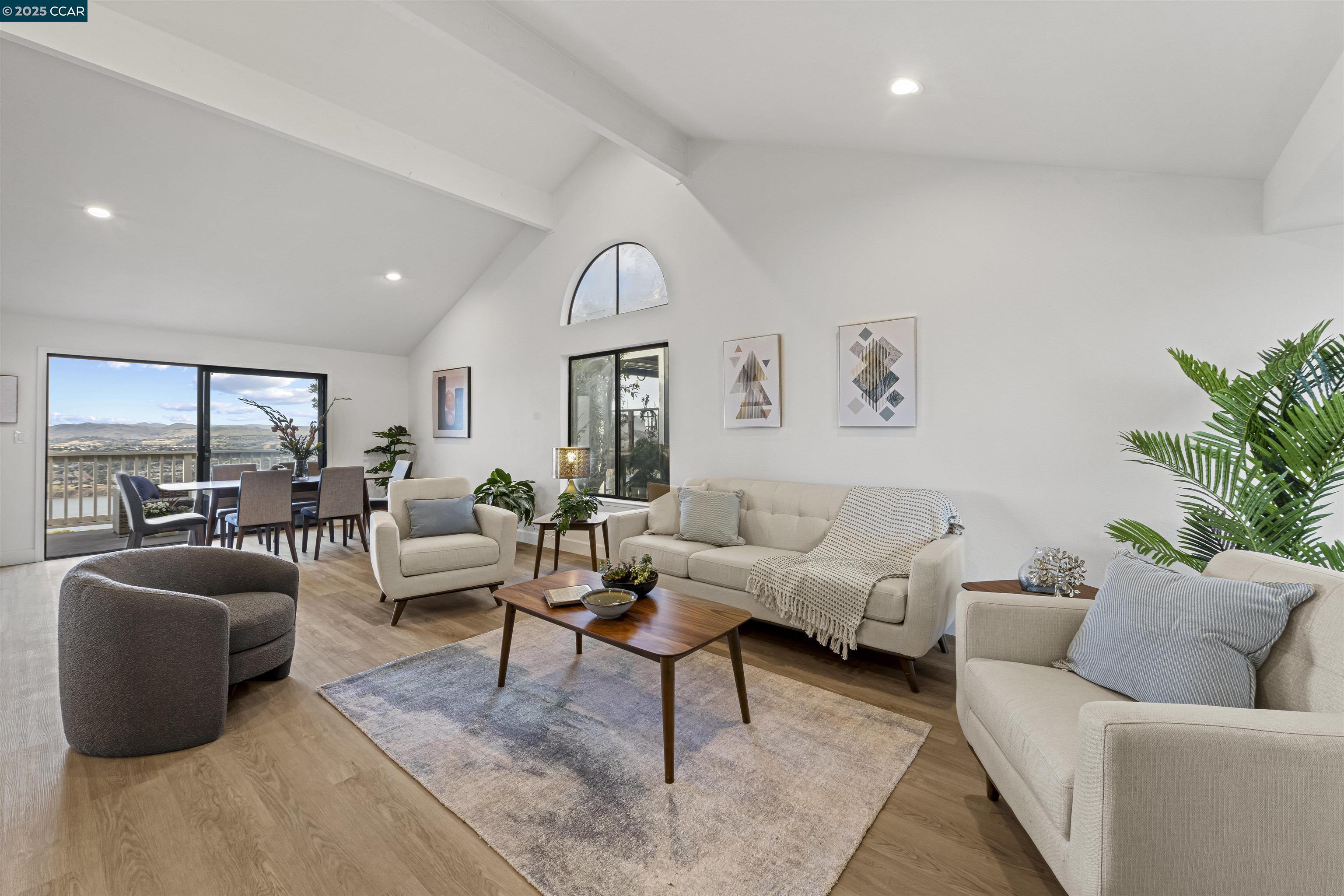Detail Gallery Image 5 of 60 For 315 Duperu Dr, Crockett,  CA 94525 - 4 Beds | 3 Baths