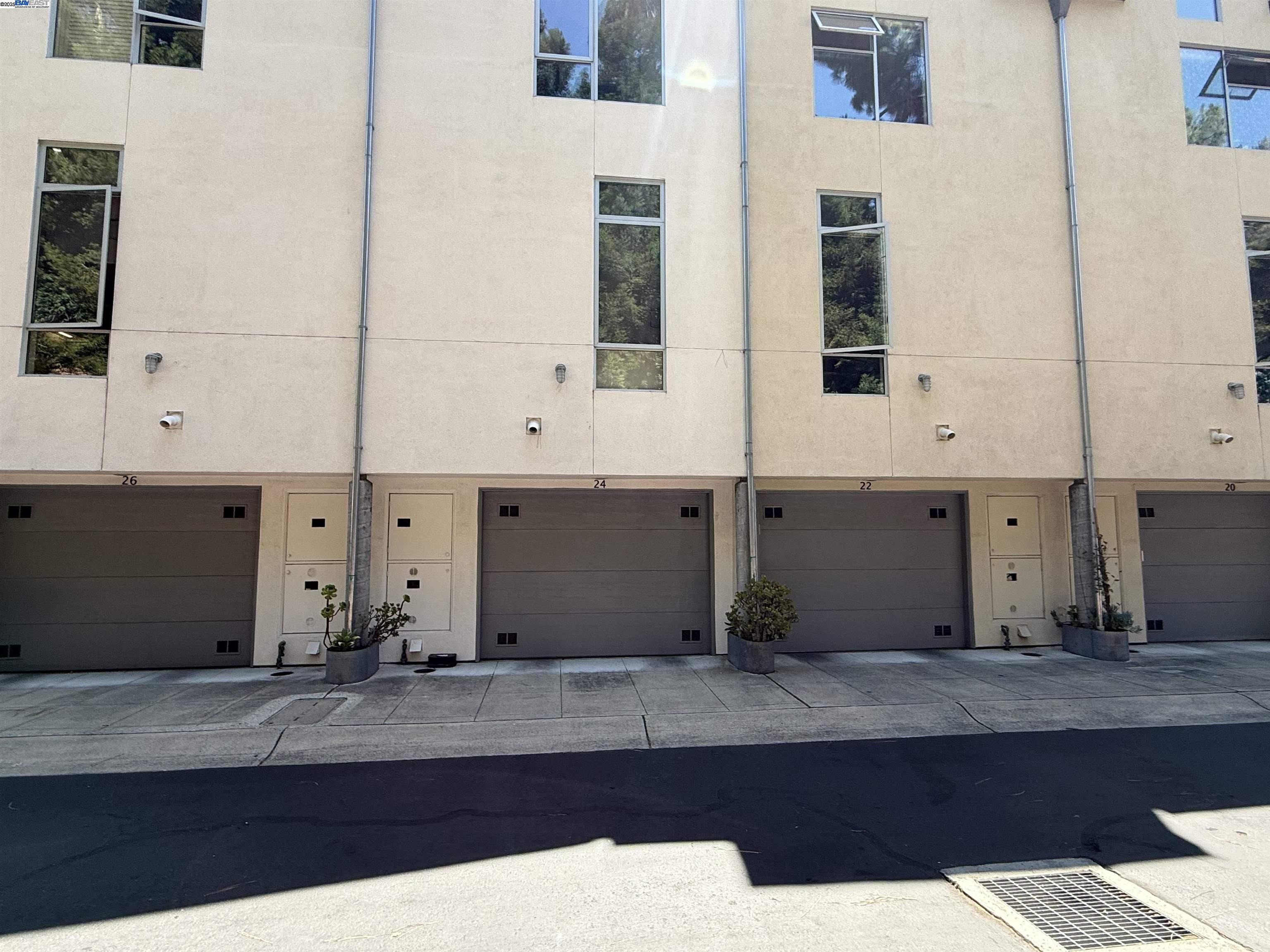 Photo #26: 41097760 Listing: Photo #26