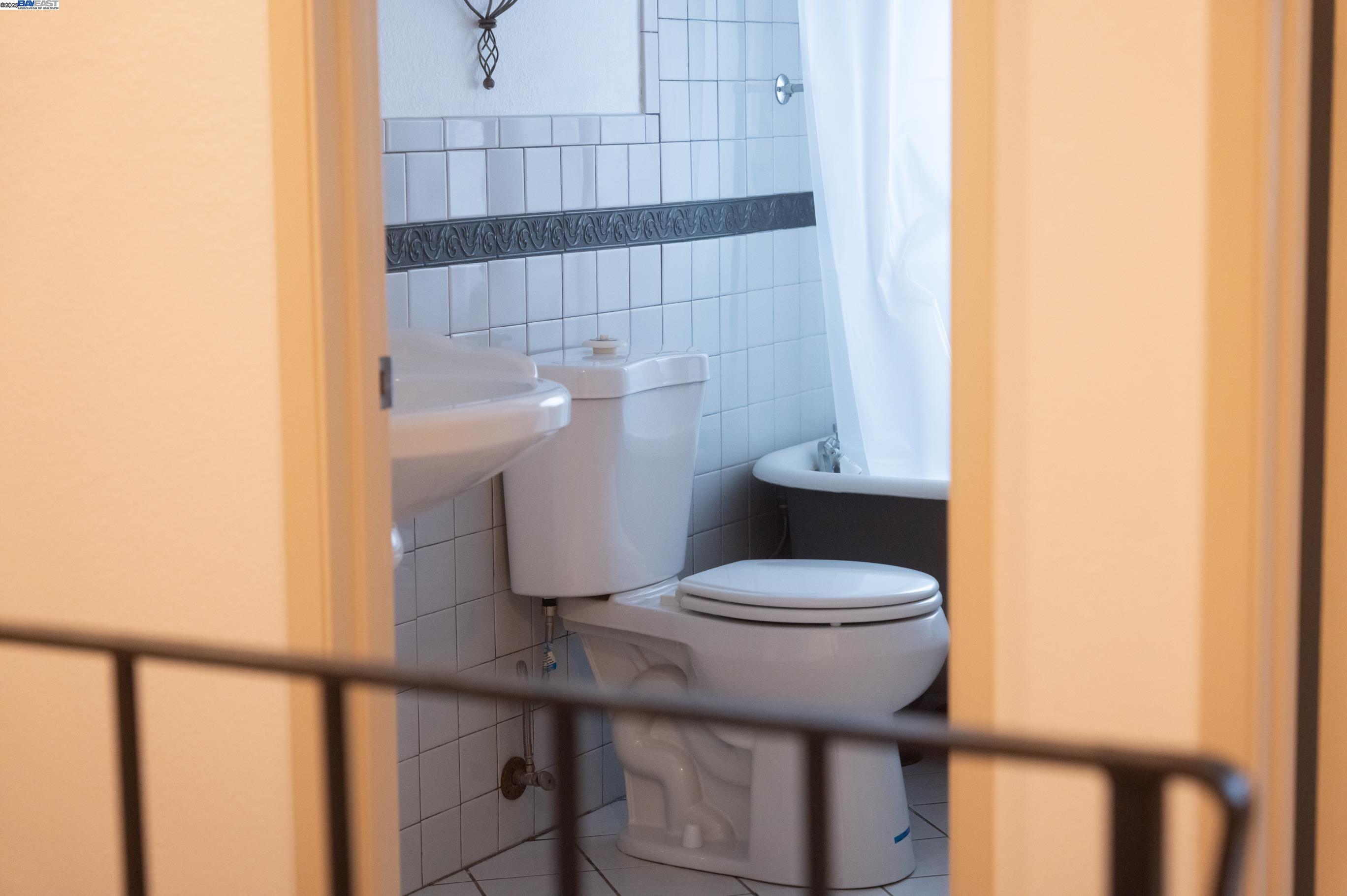 Detail Gallery Image 24 of 27 For 1731 Post Ave, San Pablo,  CA 94806 - 3 Beds | 2/1 Baths