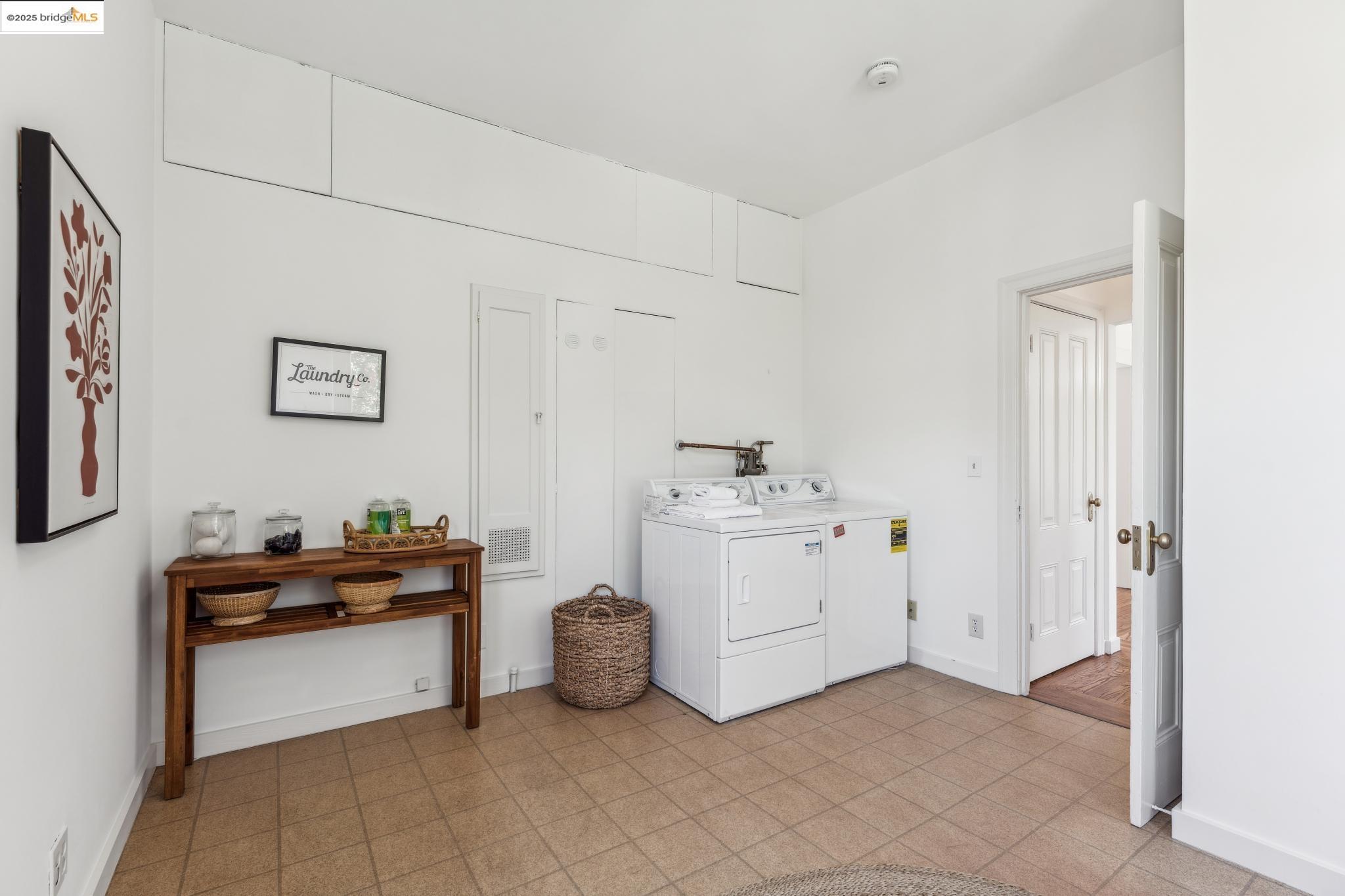 Detail Gallery Image 39 of 45 For 1734 Delaware St, Berkeley,  CA 94703 - – Beds | – Baths