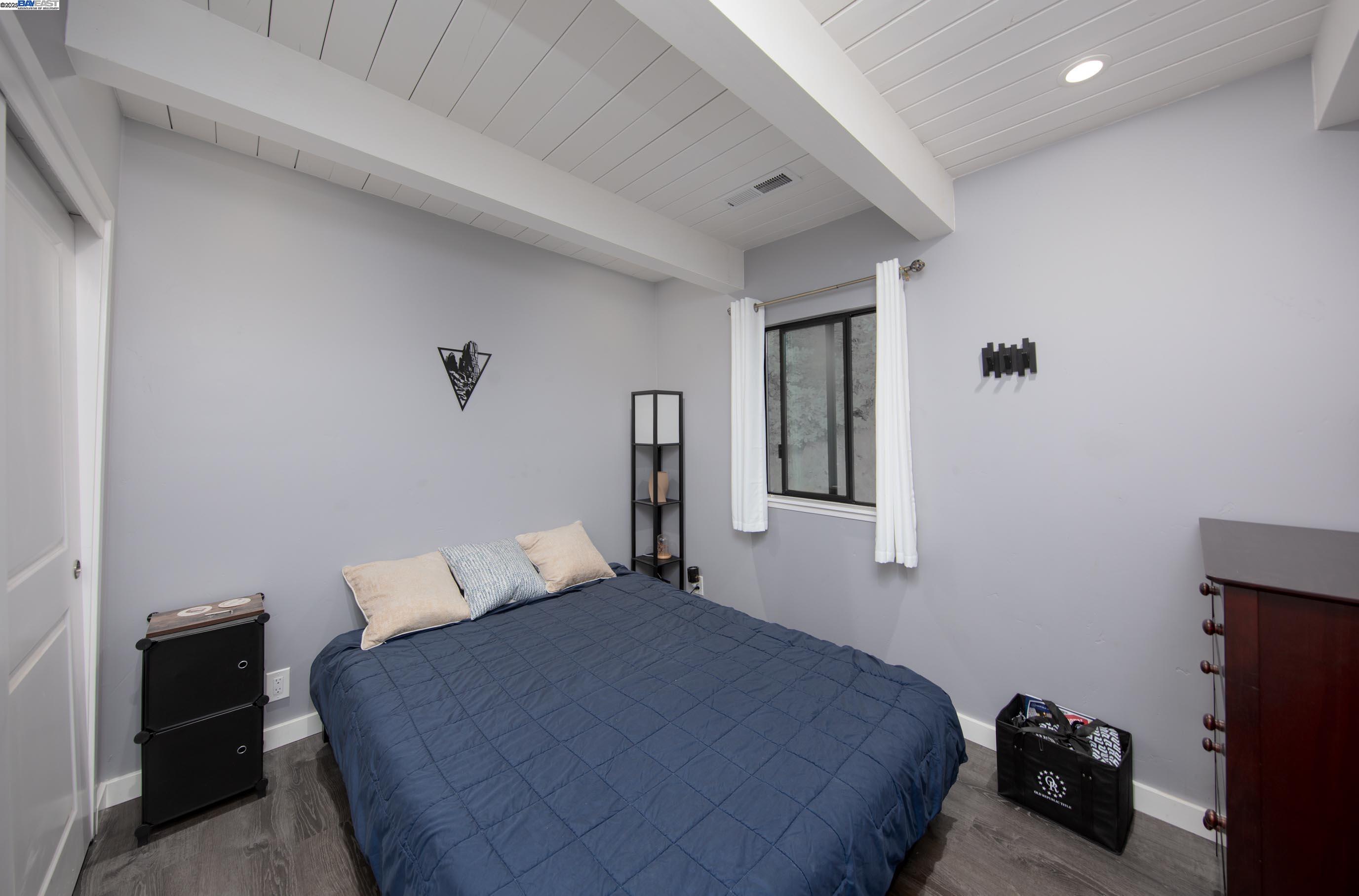 Detail Gallery Image 16 of 27 For 2165 Upper Scenic Dr, Felton,  CA 95018 - 3 Beds | 2 Baths