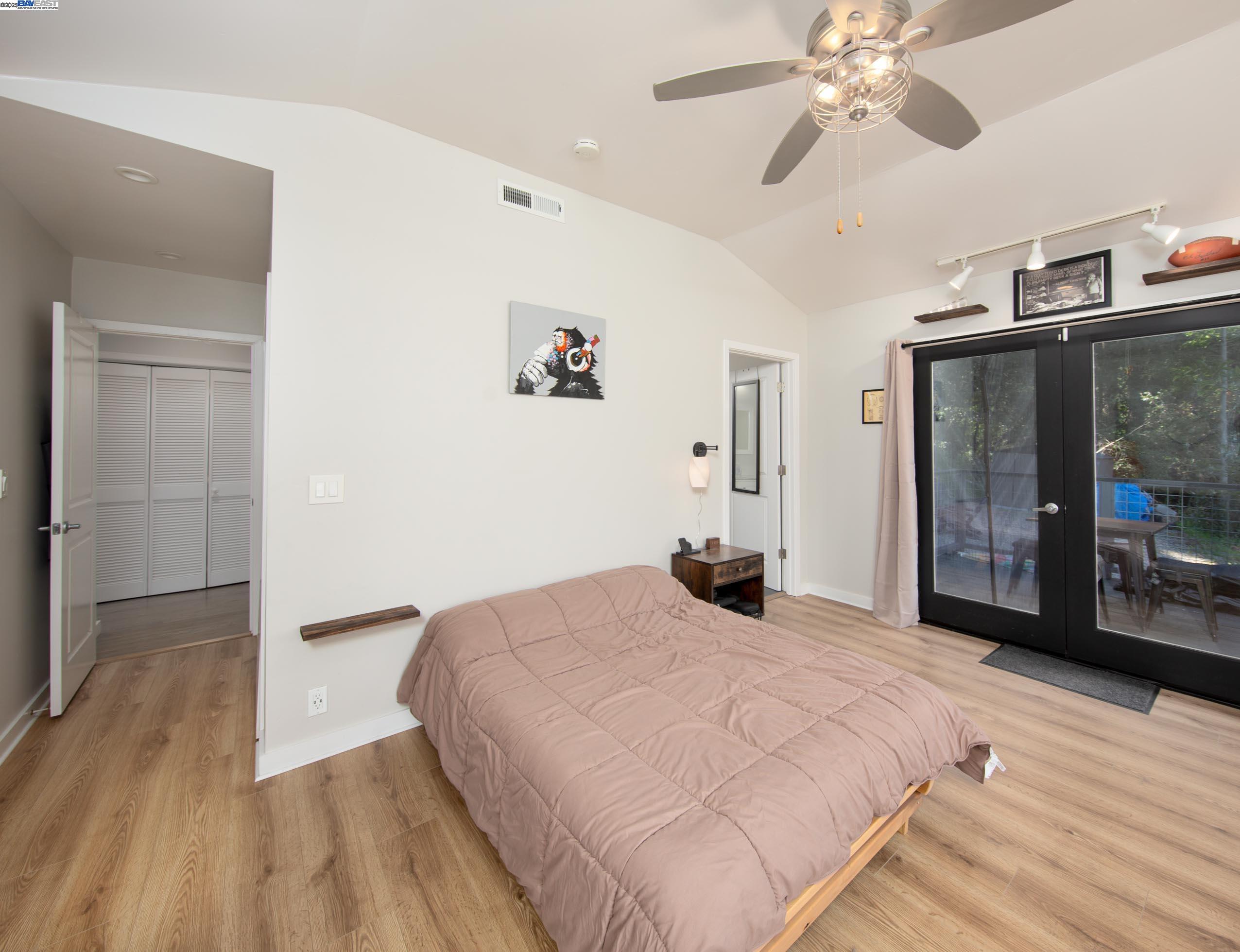 Detail Gallery Image 9 of 27 For 2165 Upper Scenic Dr, Felton,  CA 95018 - 3 Beds | 2 Baths