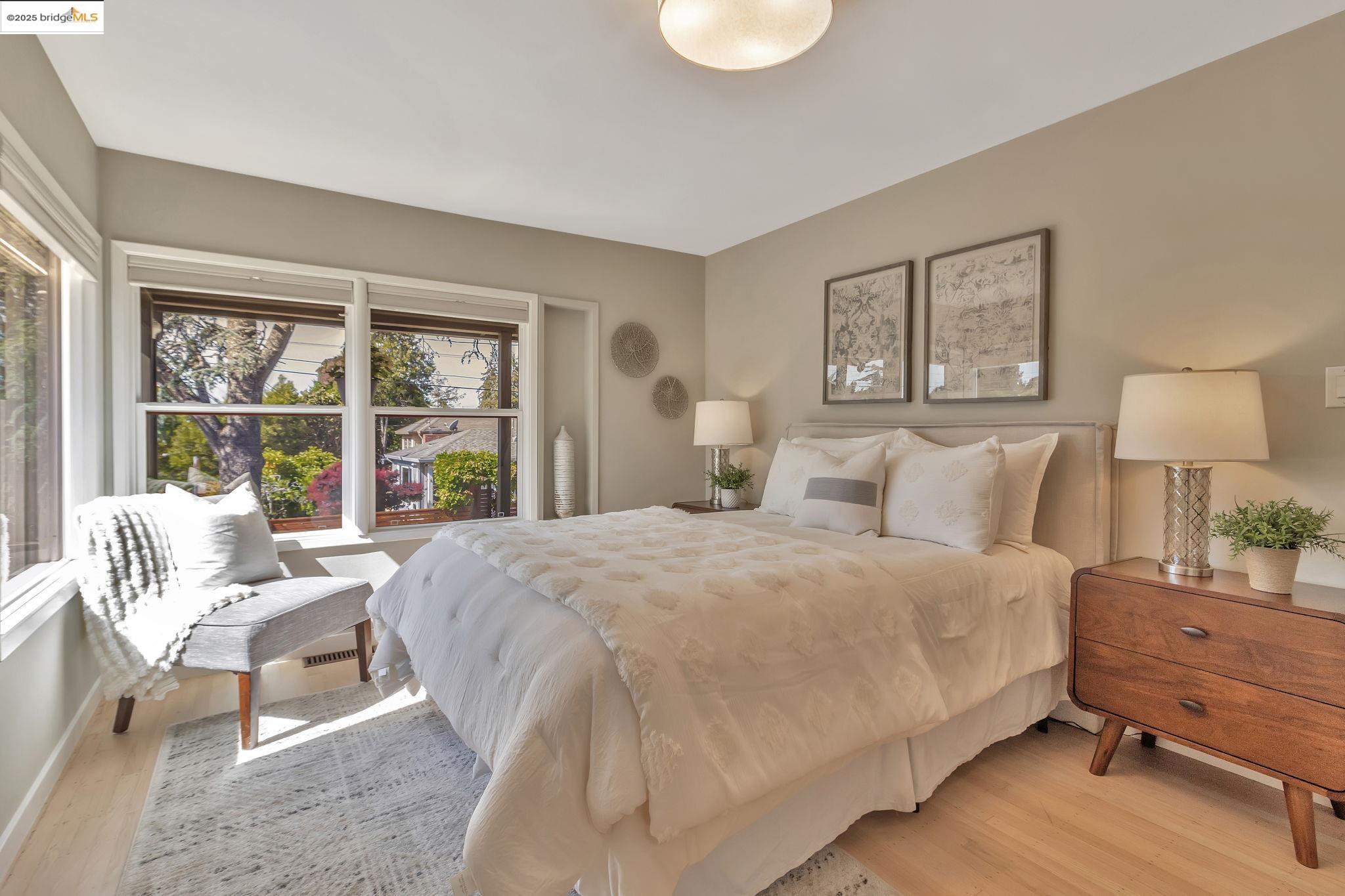 Detail Gallery Image 13 of 35 For 4053 Huntington St, Oakland,  CA 94619 - 3 Beds | 2 Baths