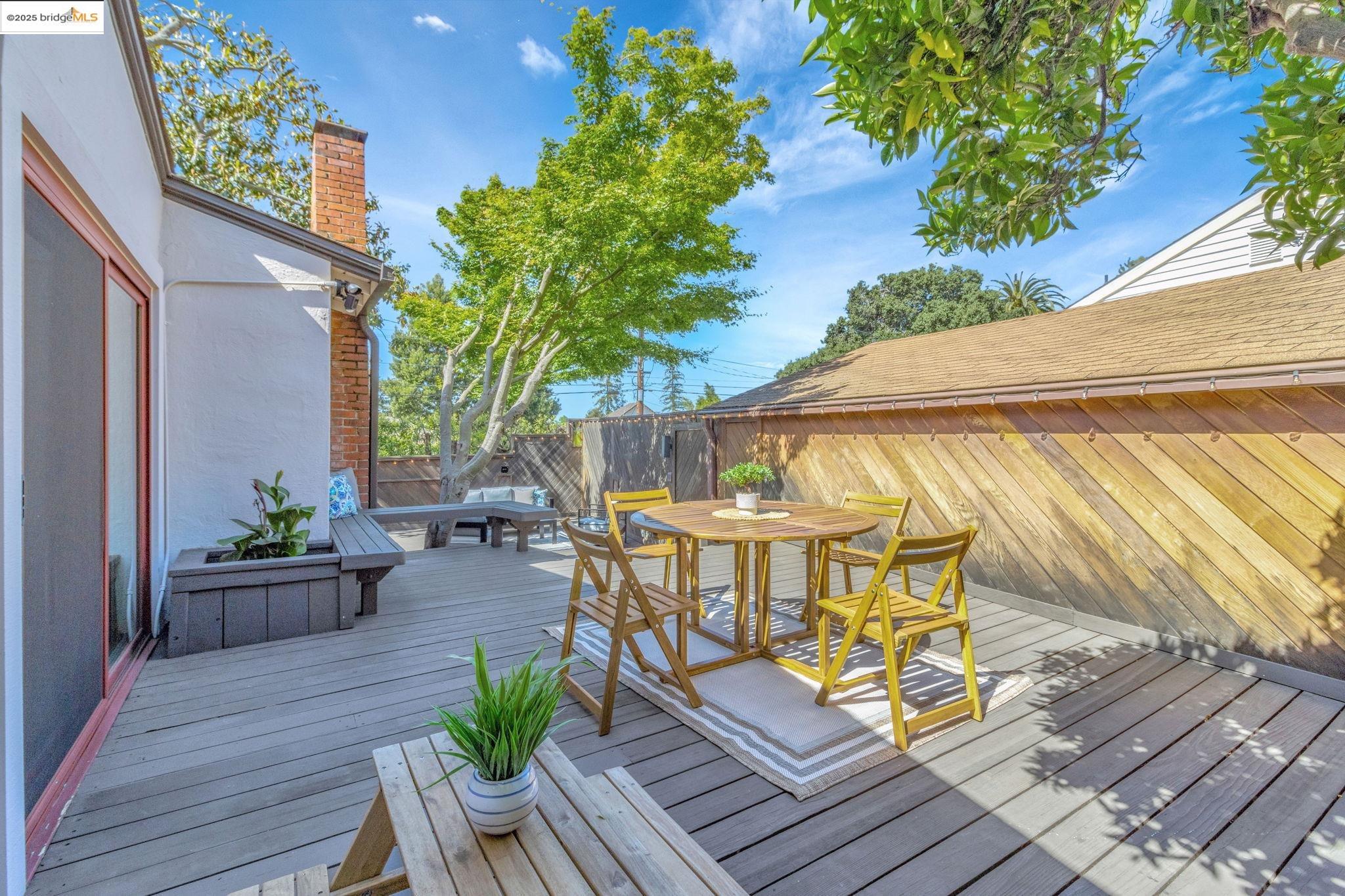 Detail Gallery Image 21 of 35 For 4053 Huntington St, Oakland,  CA 94619 - 3 Beds | 2 Baths