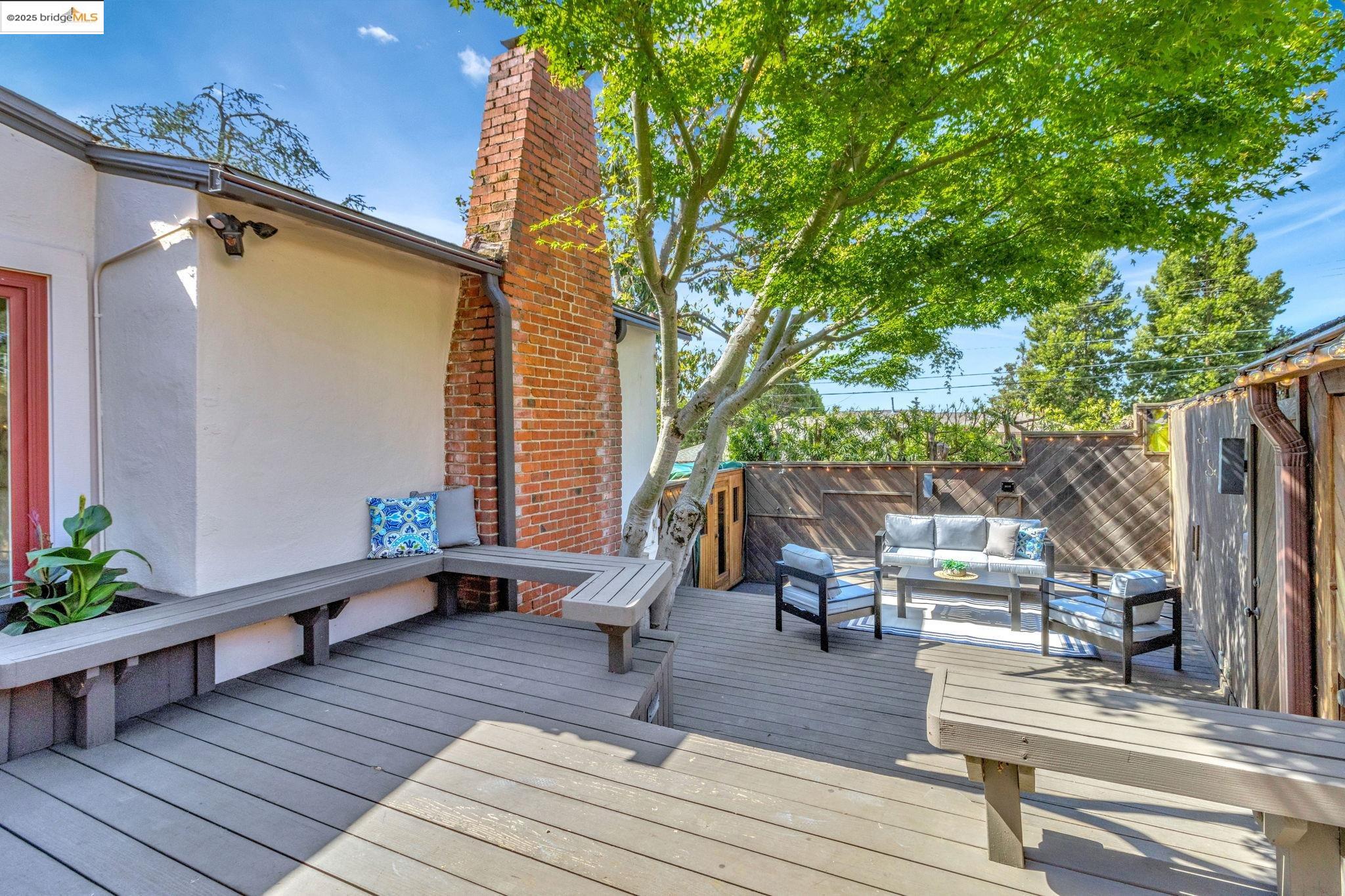 Detail Gallery Image 24 of 35 For 4053 Huntington St, Oakland,  CA 94619 - 3 Beds | 2 Baths