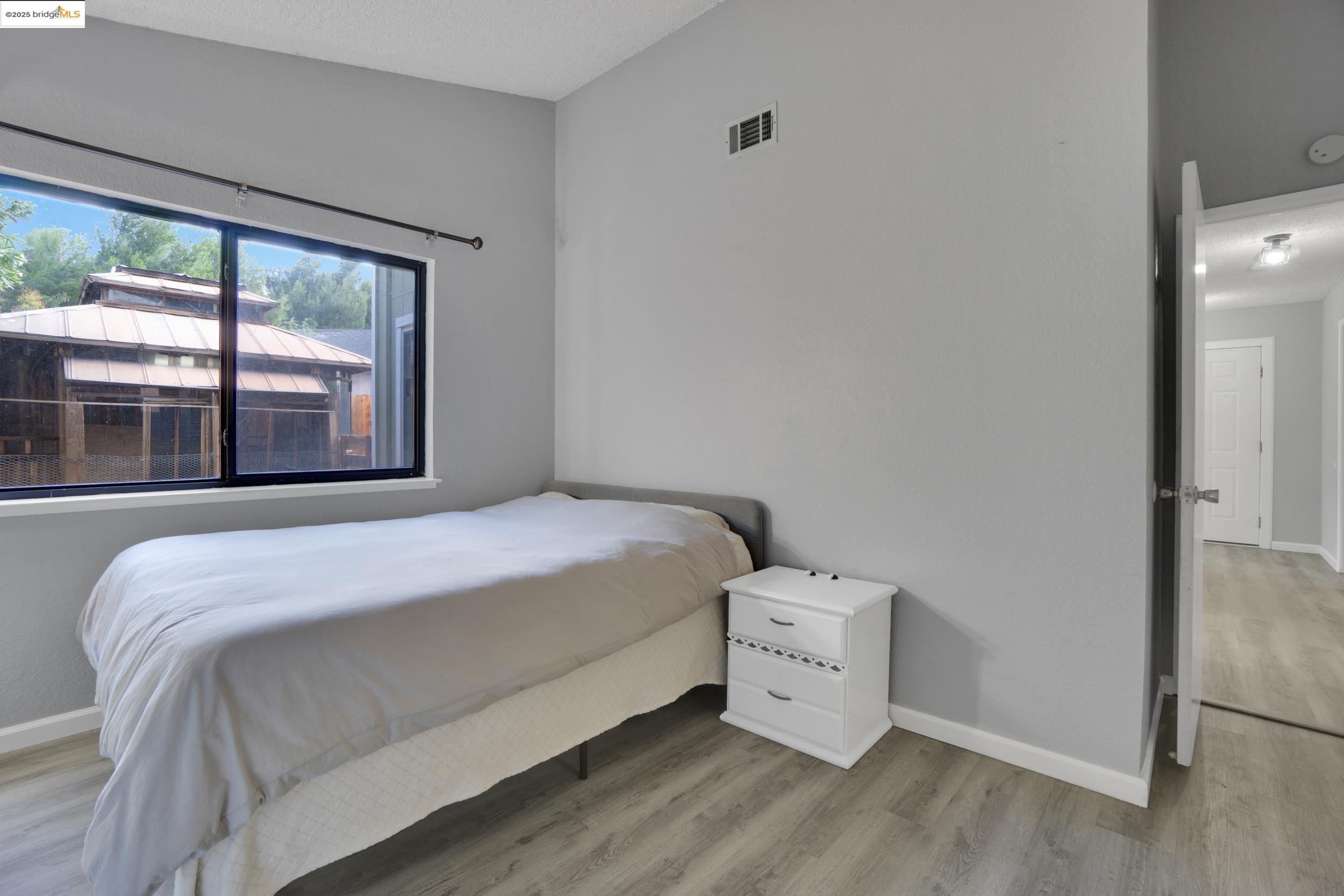 Detail Gallery Image 17 of 31 For 166 Sand Pointe Ln, Bay Point,  CA 94565 - 2 Beds | 2 Baths