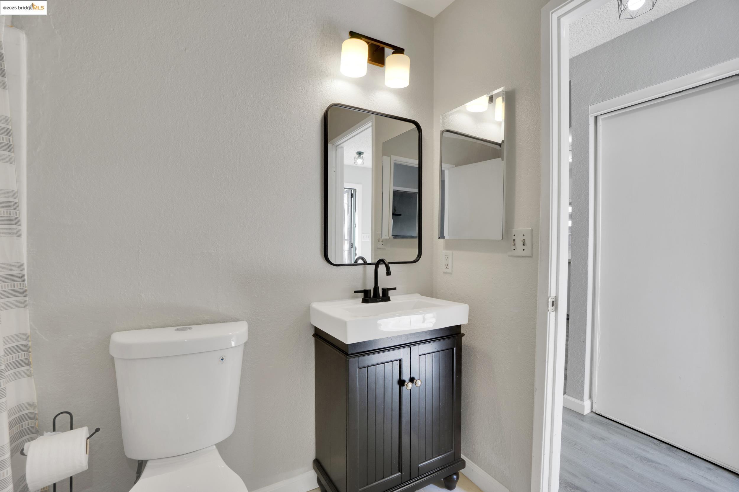 Detail Gallery Image 25 of 31 For 166 Sand Pointe Ln, Bay Point,  CA 94565 - 2 Beds | 2 Baths