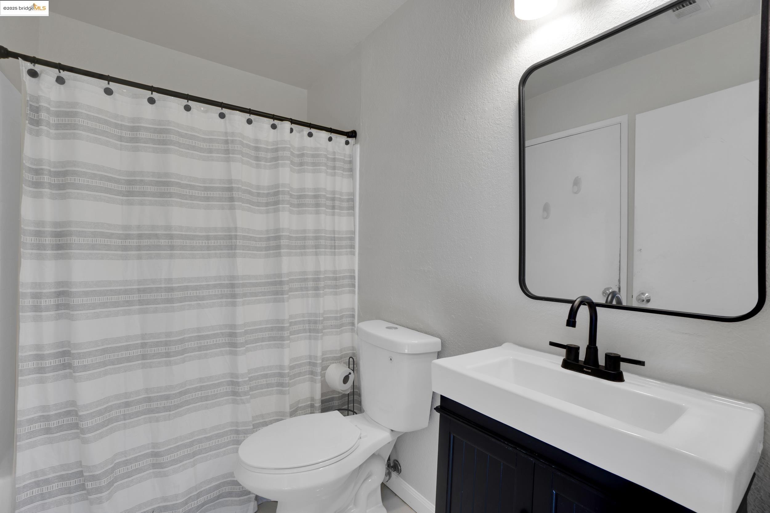 Detail Gallery Image 26 of 31 For 166 Sand Pointe Ln, Bay Point,  CA 94565 - 2 Beds | 2 Baths