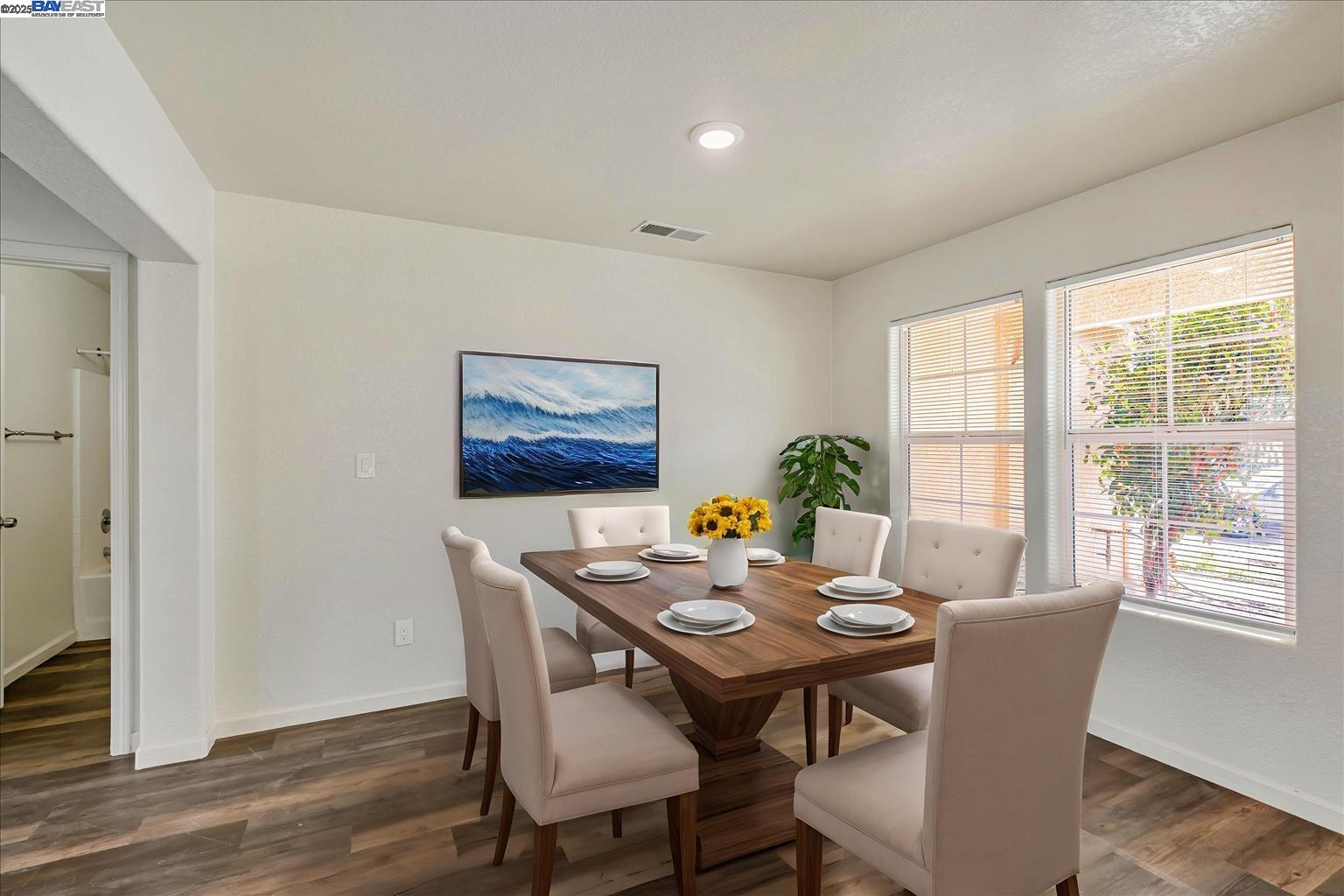 Detail Gallery Image 14 of 32 For 2158 W Sweet Water Ct, Merced,  CA 95348 - 4 Beds | 3 Baths