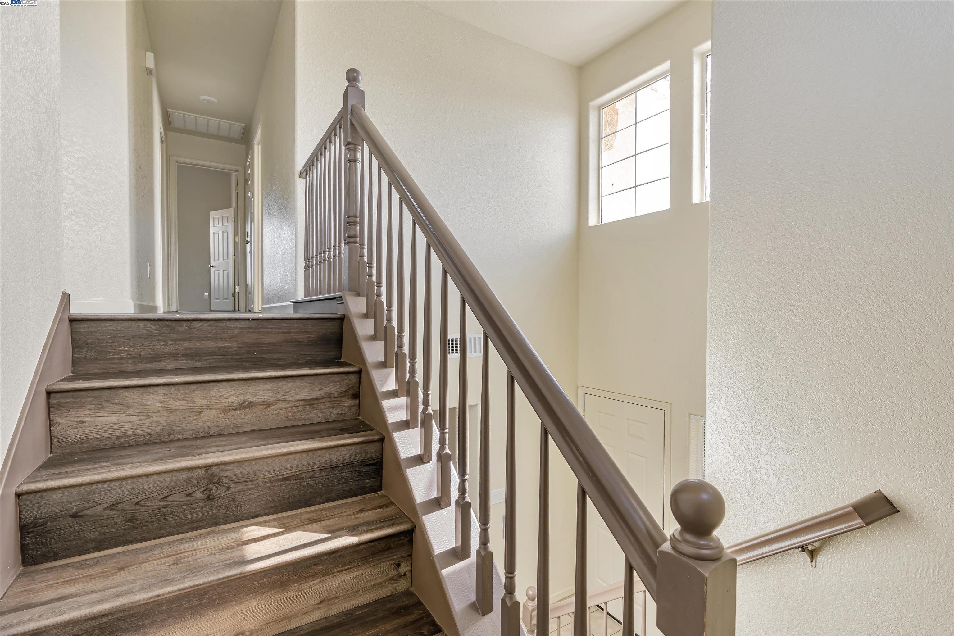 Detail Gallery Image 17 of 32 For 2158 W Sweet Water Ct, Merced,  CA 95348 - 4 Beds | 3 Baths
