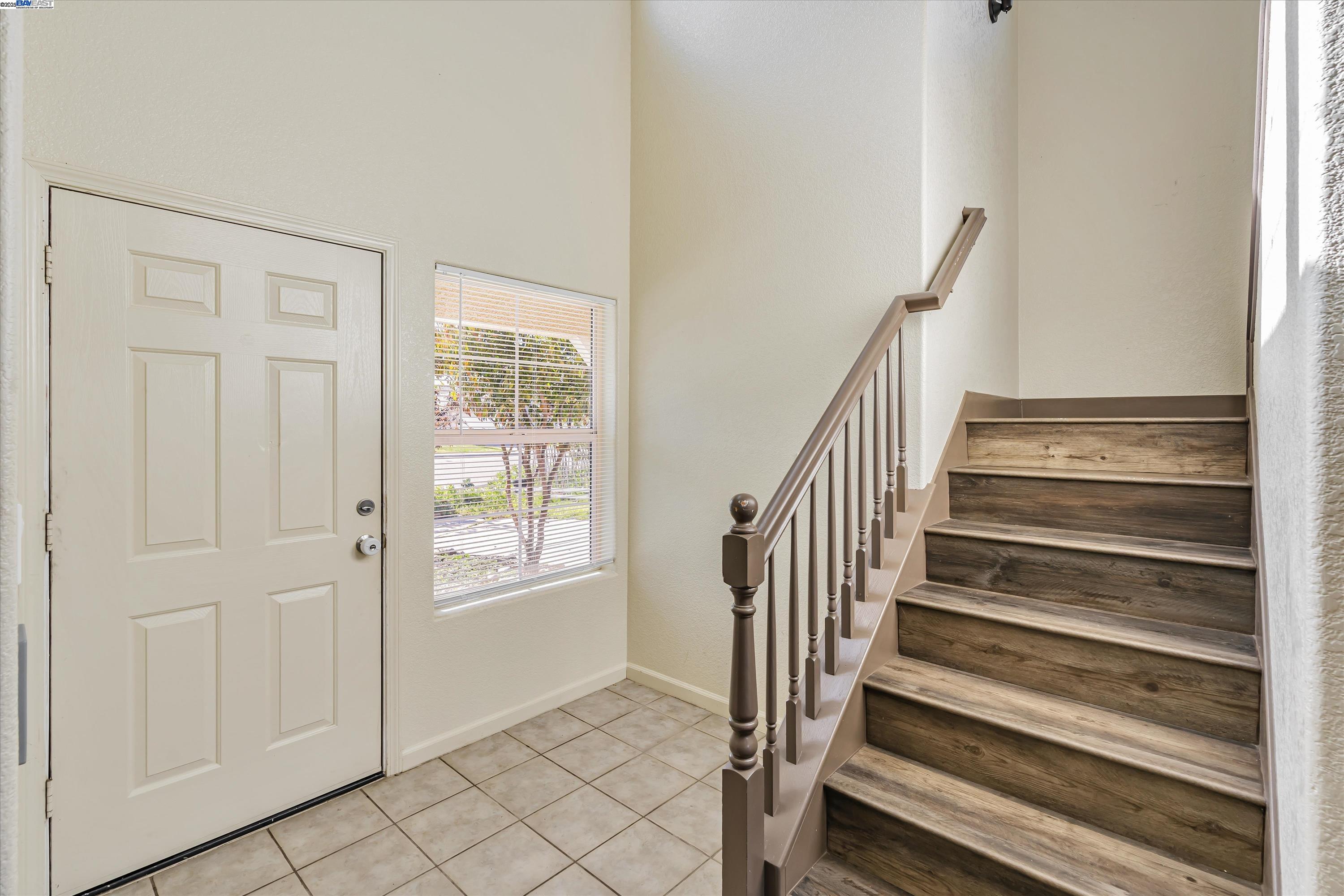 Detail Gallery Image 6 of 32 For 2158 W Sweet Water Ct, Merced,  CA 95348 - 4 Beds | 3 Baths
