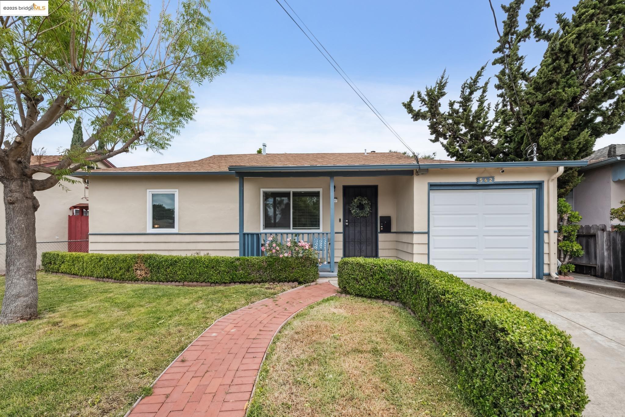 Detail Gallery Image 1 of 34 For 562 Culp Ave, Hayward,  CA 94544 - 3 Beds | 1 Baths