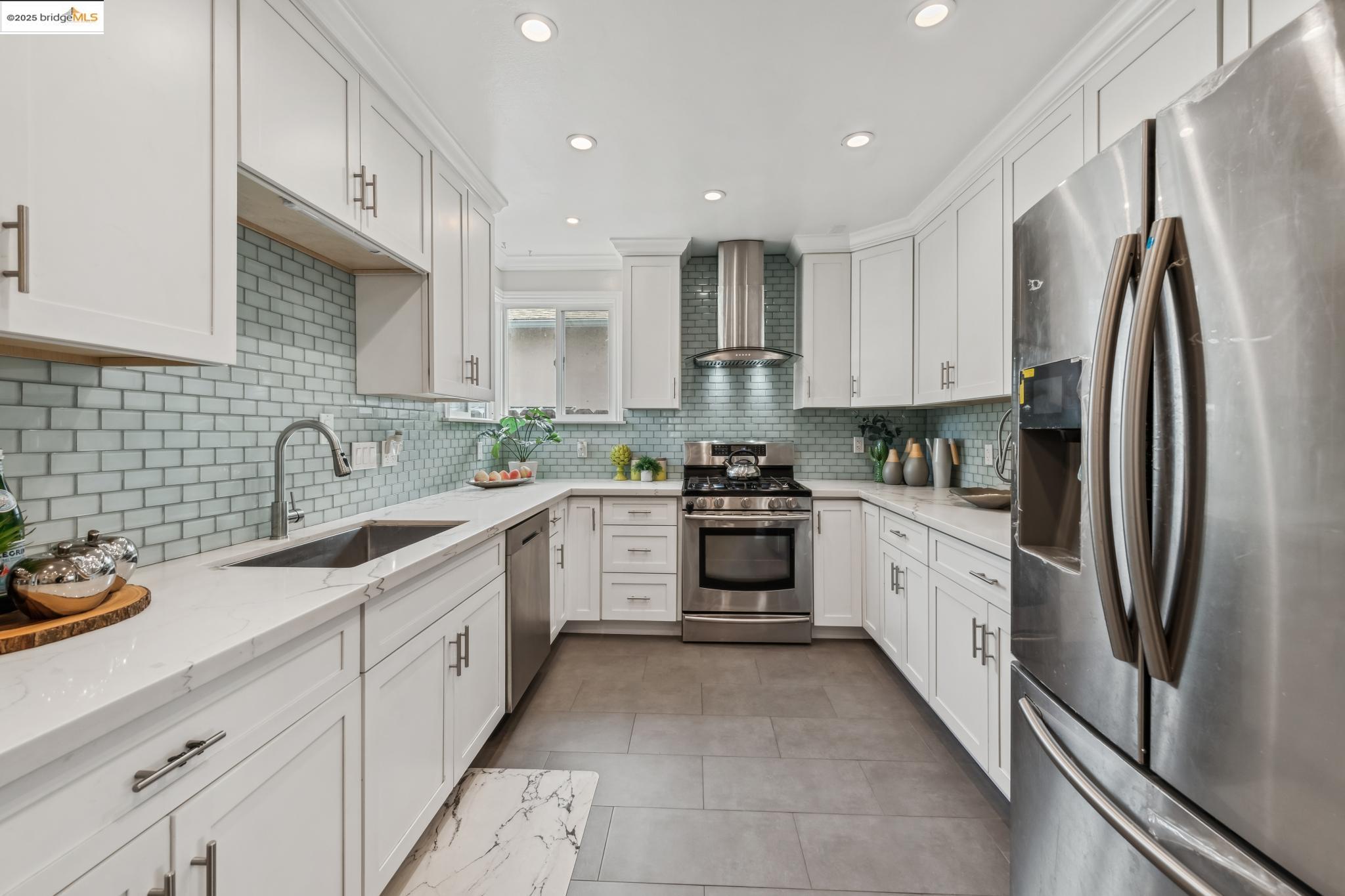 Detail Gallery Image 15 of 34 For 562 Culp Ave, Hayward,  CA 94544 - 3 Beds | 1 Baths
