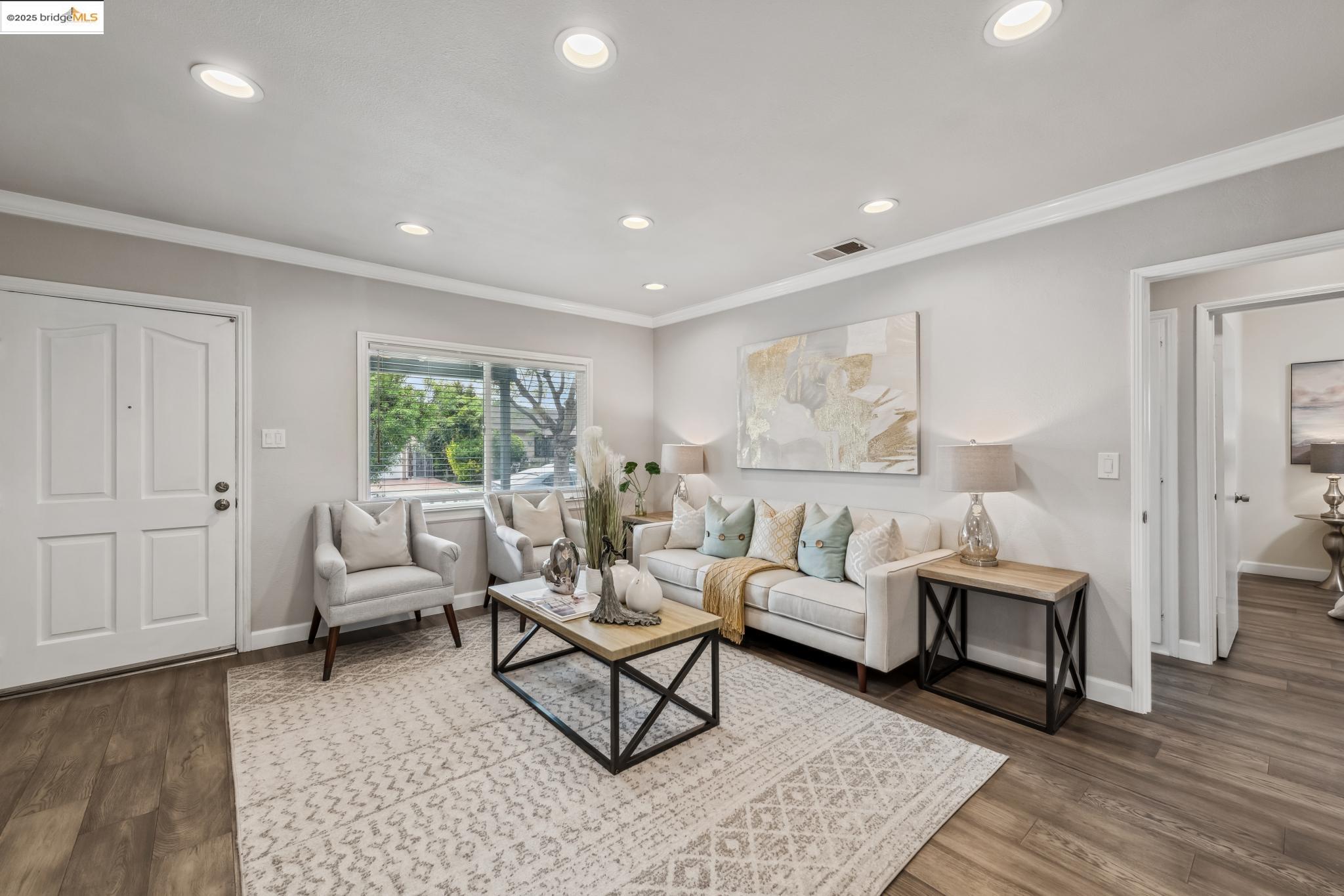 Detail Gallery Image 8 of 34 For 562 Culp Ave, Hayward,  CA 94544 - 3 Beds | 1 Baths