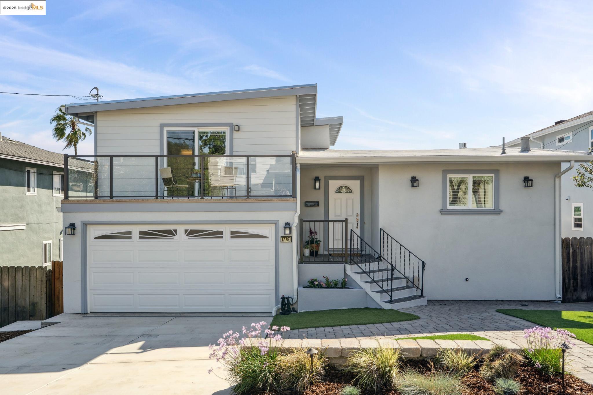 Detail Gallery Image 2 of 60 For 17781 Mayflower Dr, Castro Valley,  CA 94546 - 3 Beds | 2/1 Baths