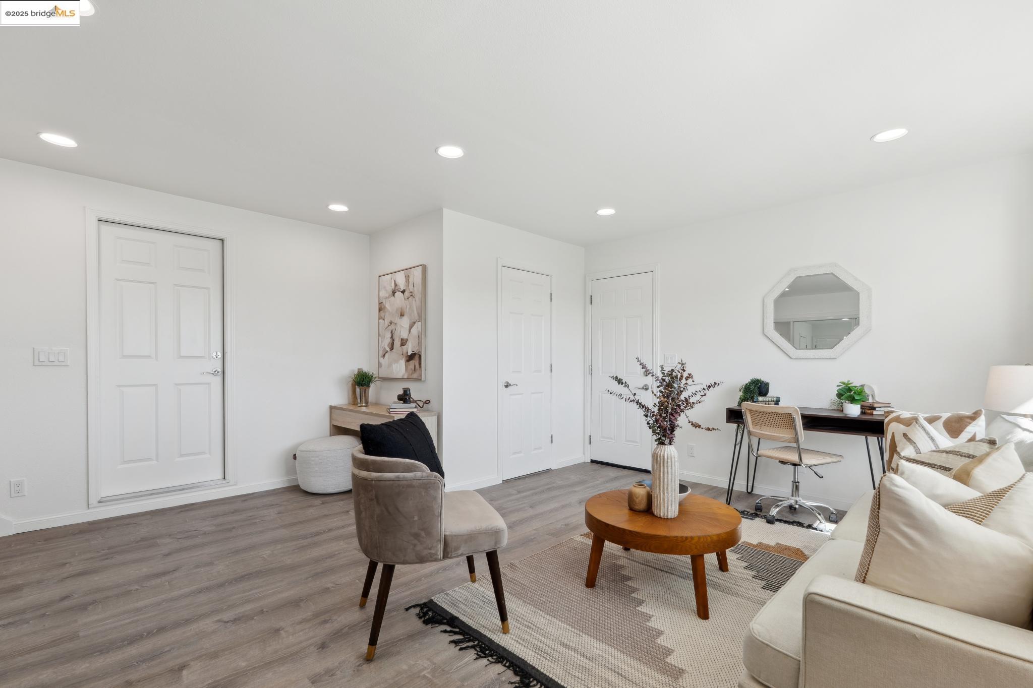 Detail Gallery Image 26 of 60 For 17781 Mayflower Dr, Castro Valley,  CA 94546 - 3 Beds | 2/1 Baths