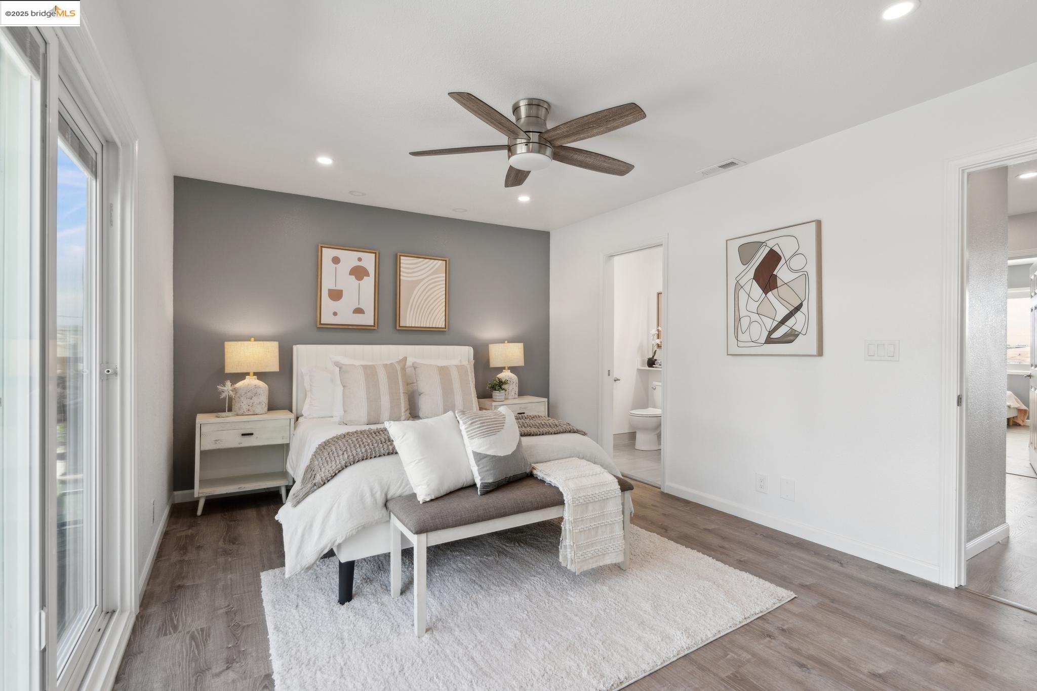 Detail Gallery Image 32 of 60 For 17781 Mayflower Dr, Castro Valley,  CA 94546 - 3 Beds | 2/1 Baths
