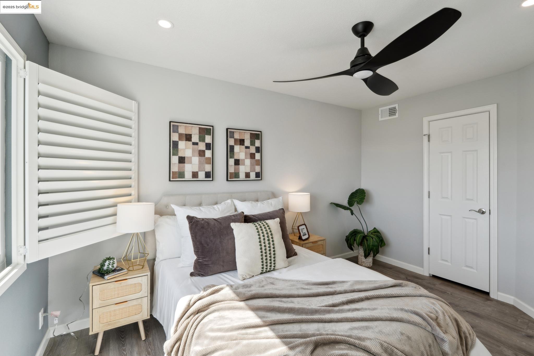 Detail Gallery Image 42 of 60 For 17781 Mayflower Dr, Castro Valley,  CA 94546 - 3 Beds | 2/1 Baths