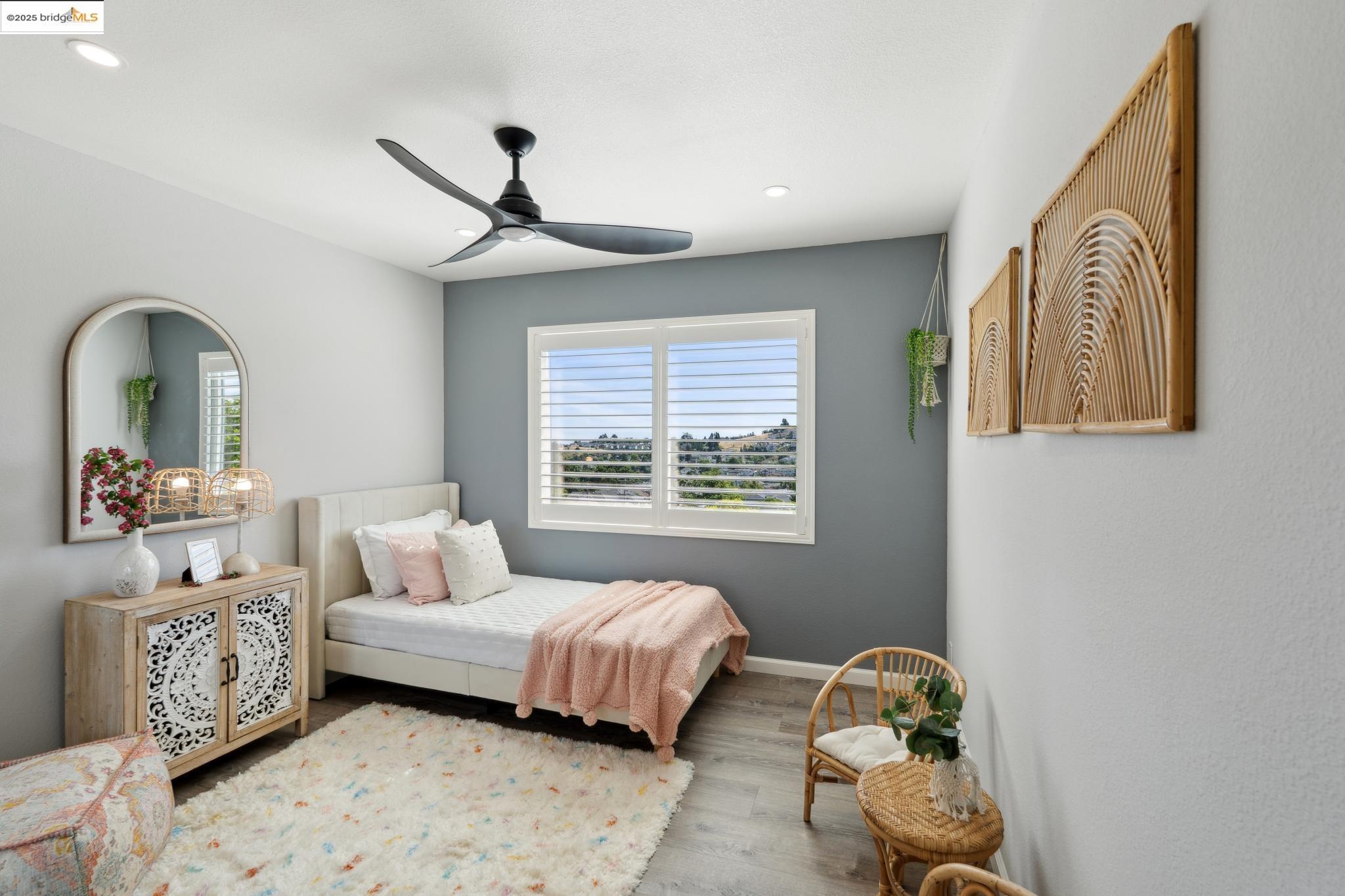 Detail Gallery Image 44 of 60 For 17781 Mayflower Dr, Castro Valley,  CA 94546 - 3 Beds | 2/1 Baths