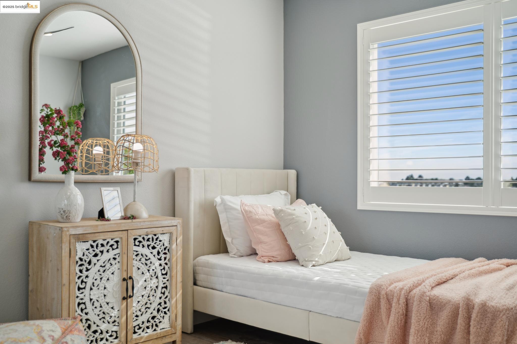 Detail Gallery Image 45 of 60 For 17781 Mayflower Dr, Castro Valley,  CA 94546 - 3 Beds | 2/1 Baths